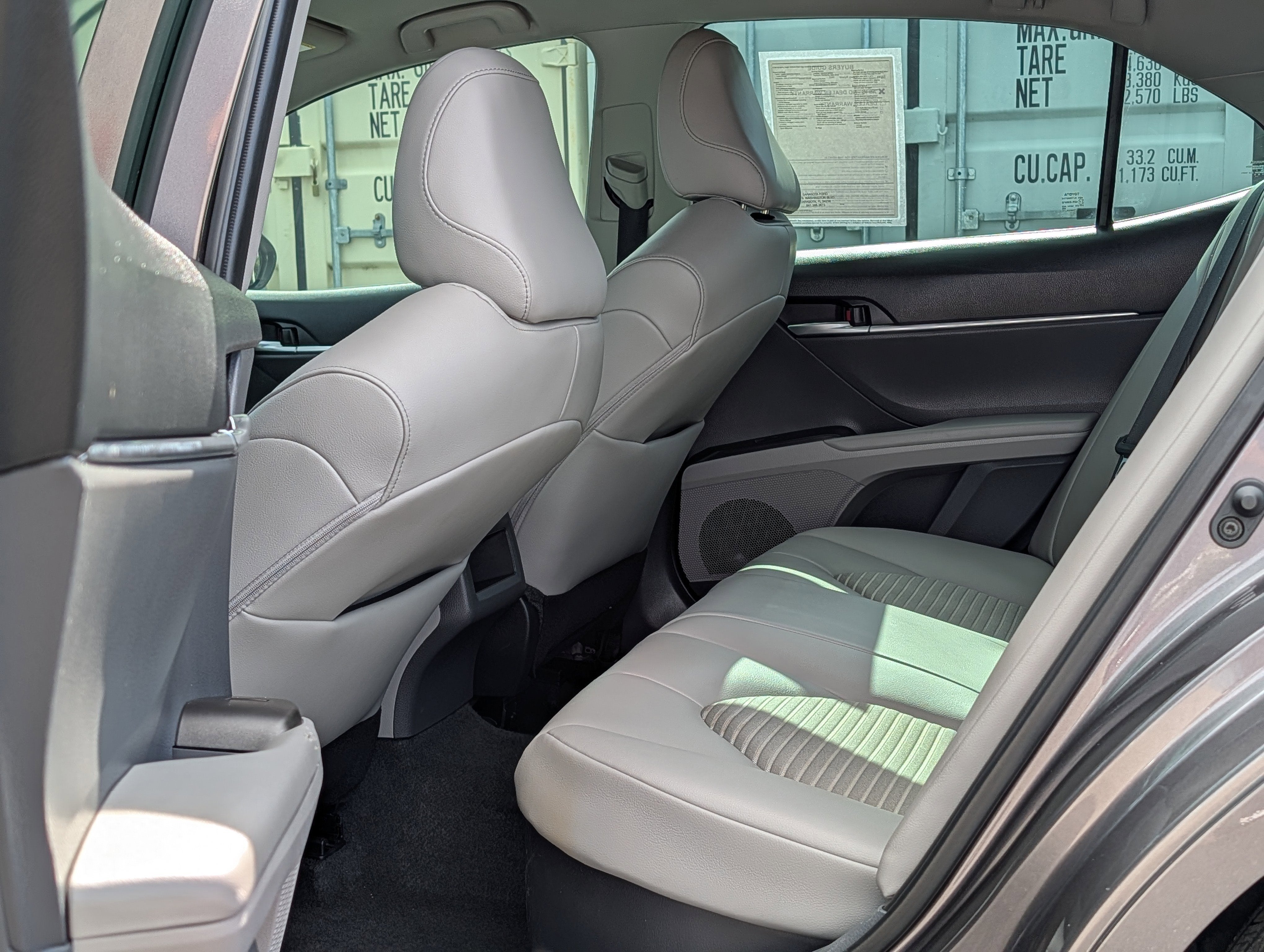 2022 Toyota Camry Hybrid SE