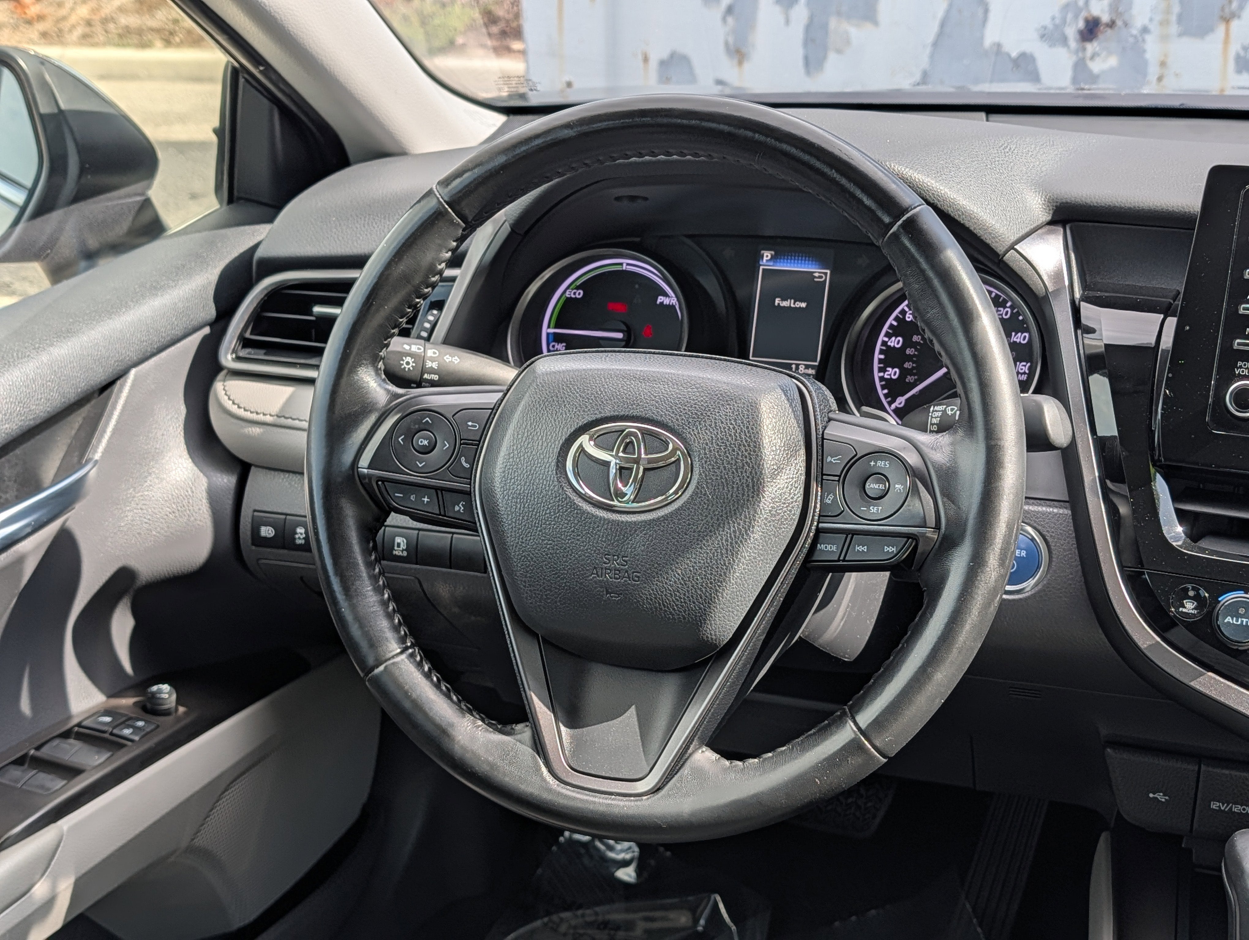 2022 Toyota Camry Hybrid SE