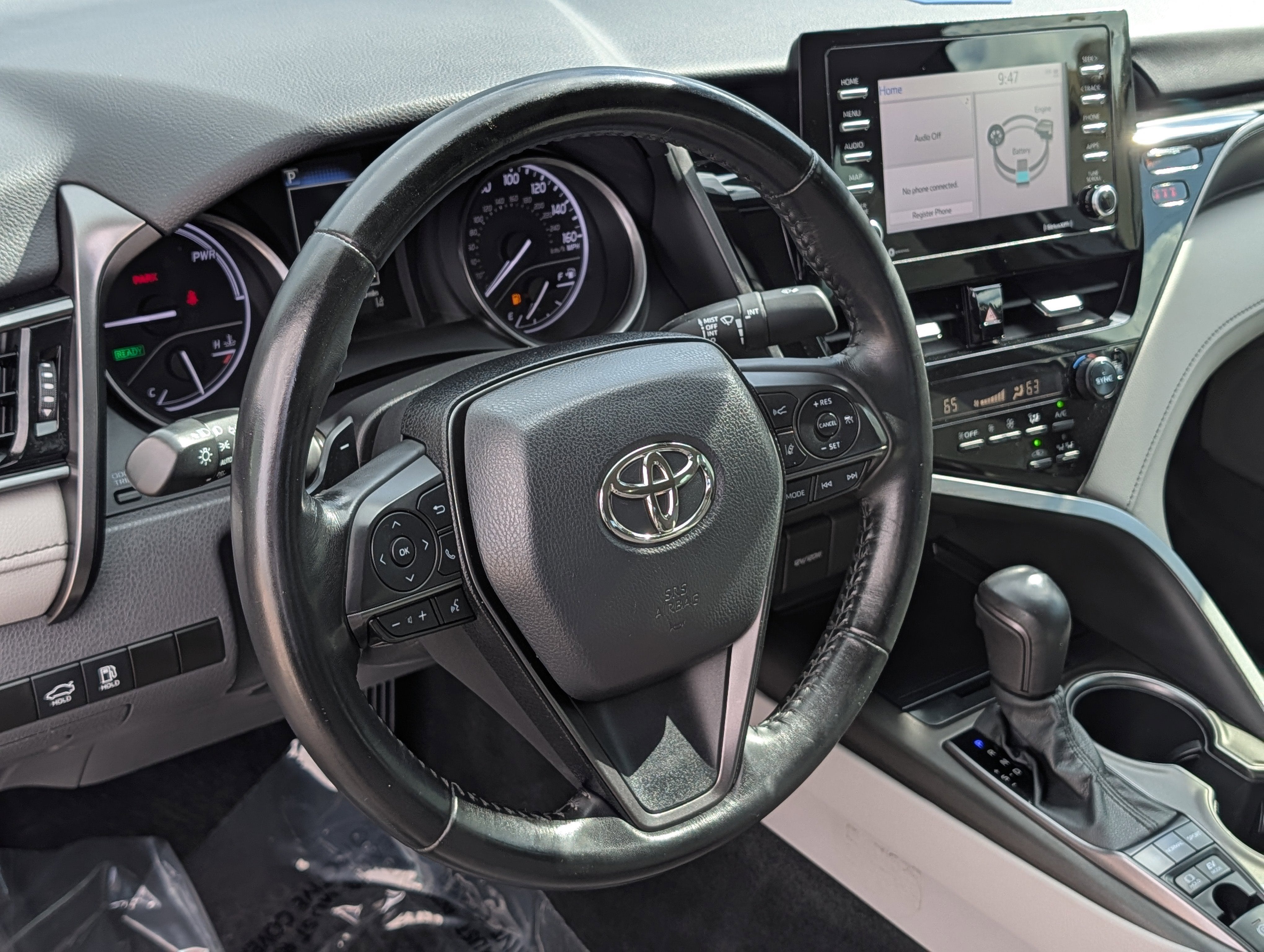 2022 Toyota Camry Hybrid SE