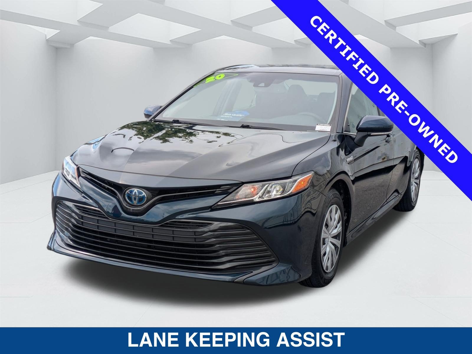 2020 Toyota Camry Hybrid LE