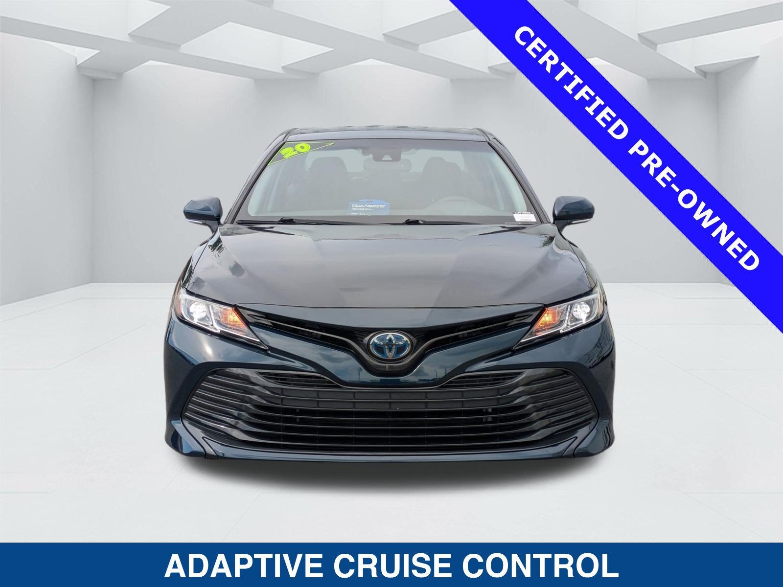 2020 Toyota Camry Hybrid LE