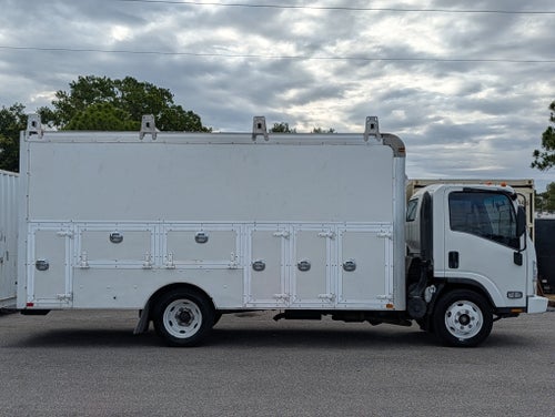 2018 Isuzu NPR Base
