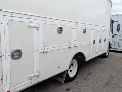 2018 Isuzu NPR Base