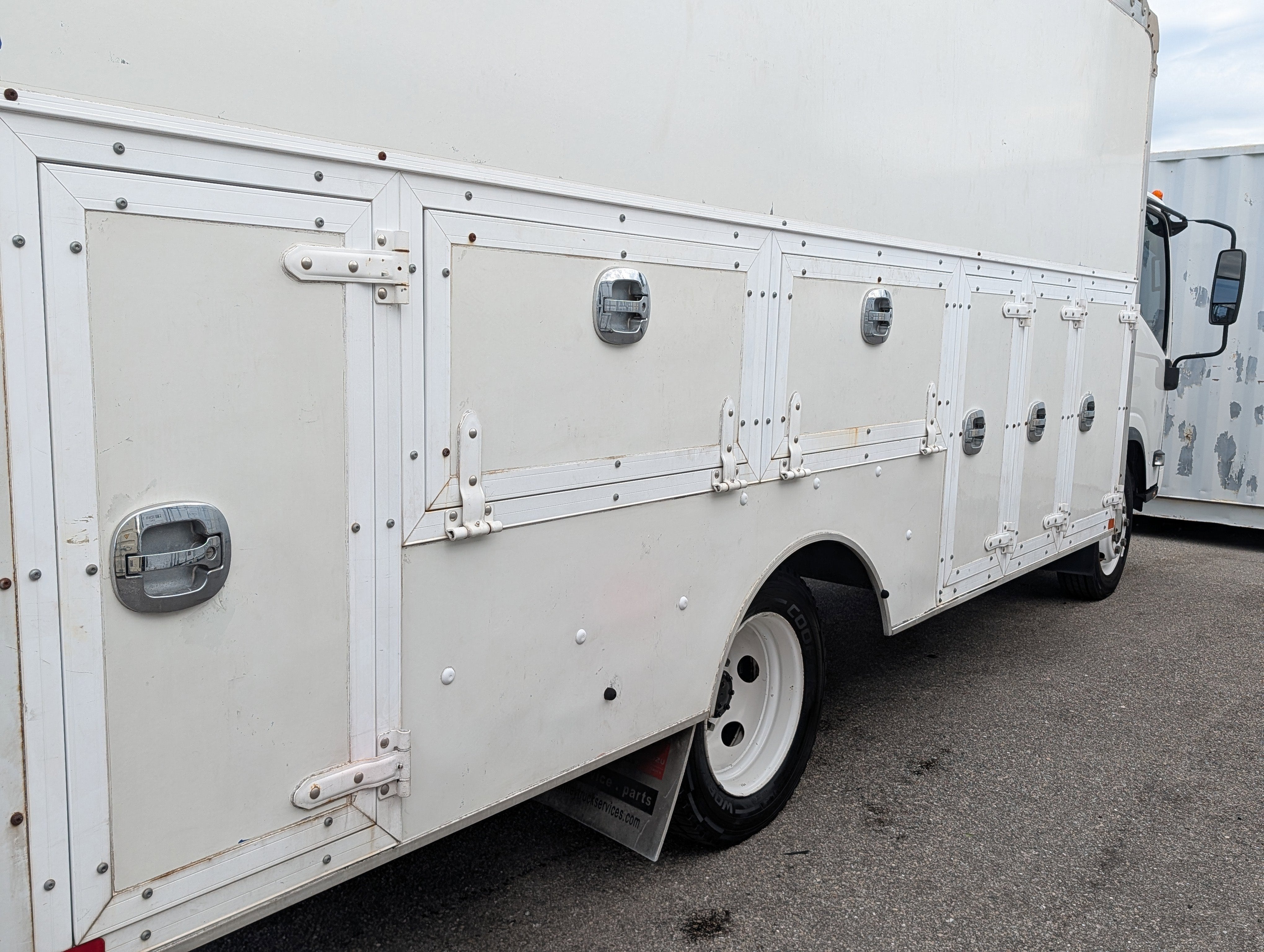 2018 Isuzu NPR Base