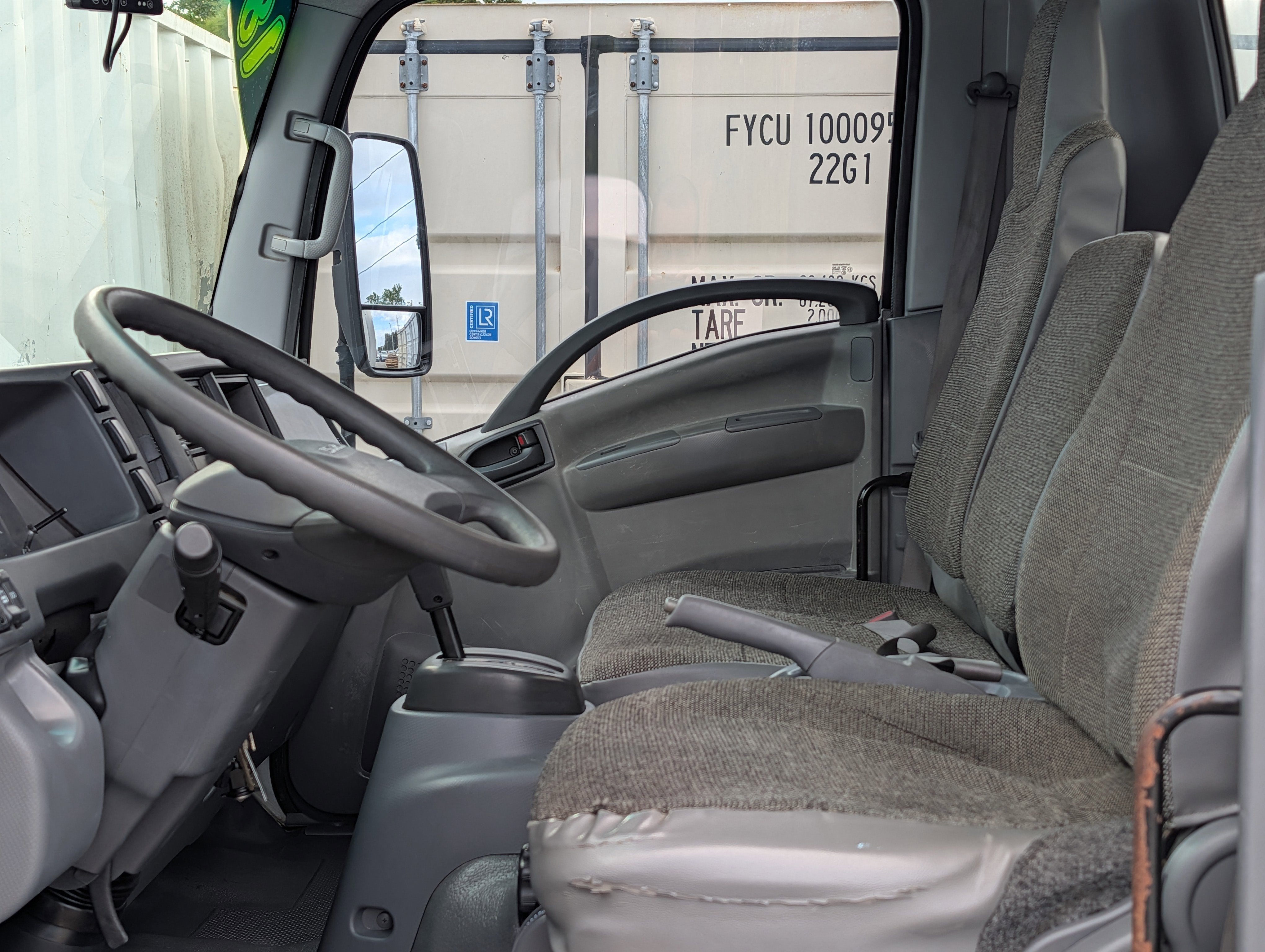 2018 Isuzu NPR Base