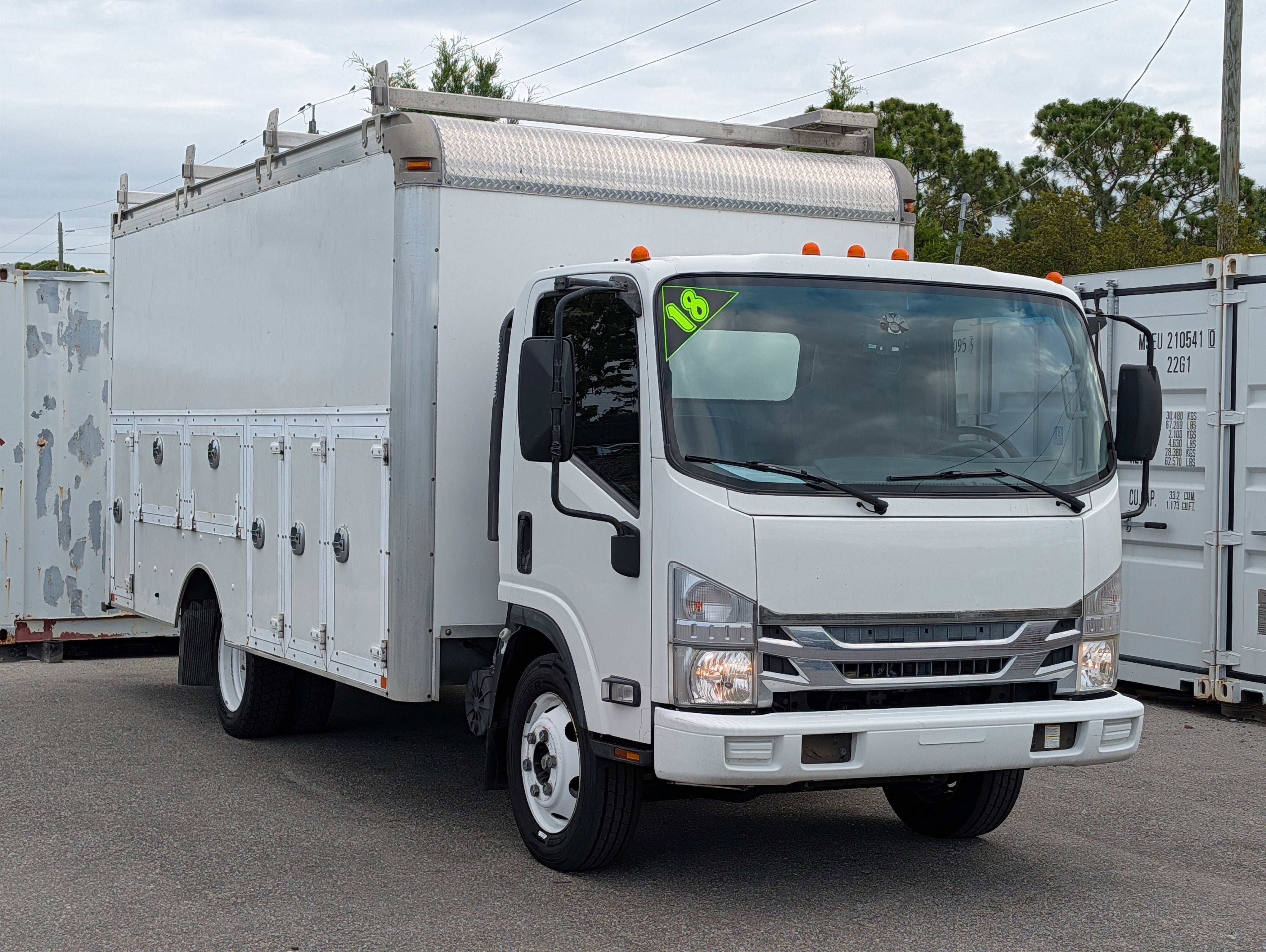 2018 Isuzu NPR Base