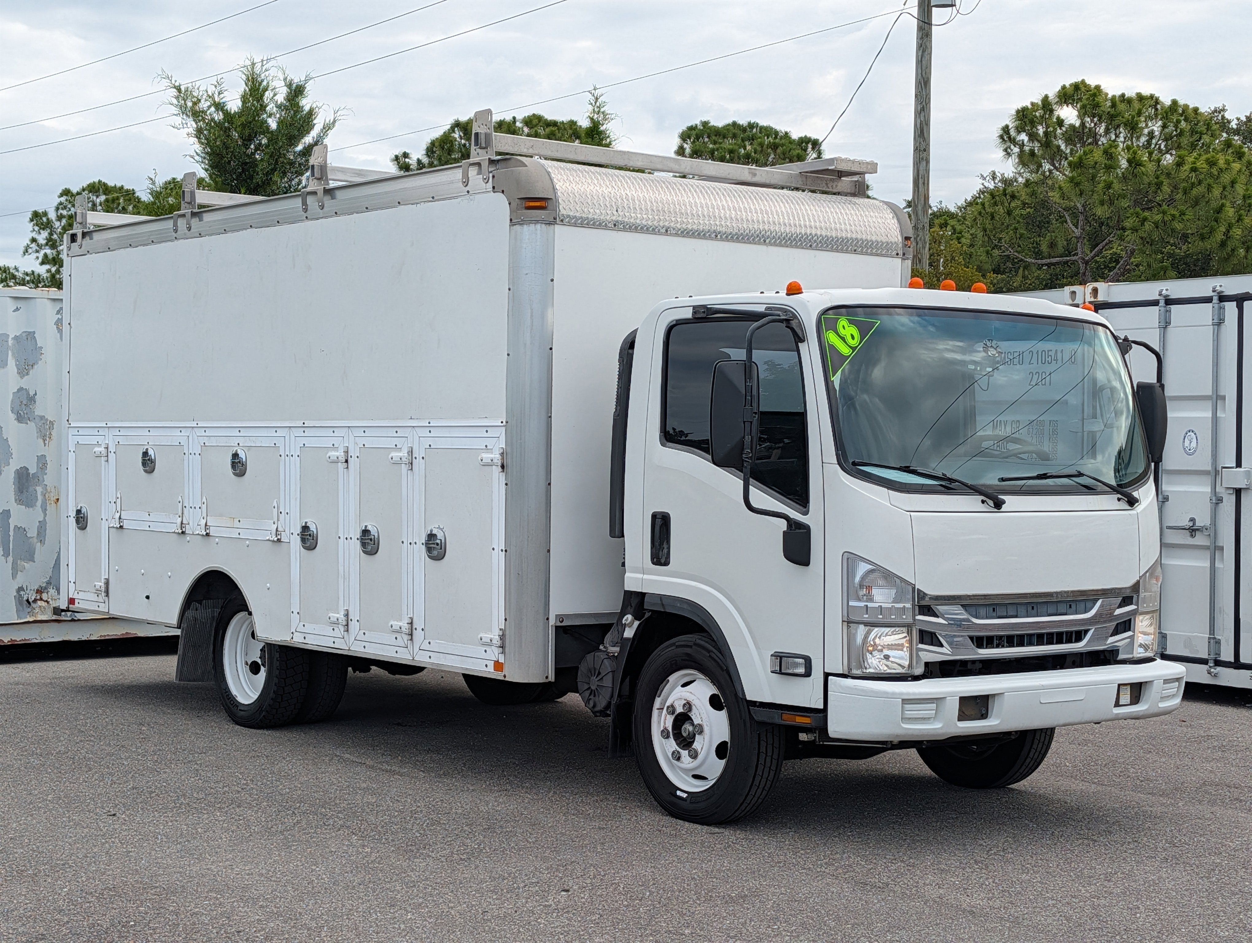 2018 Isuzu NPR Base