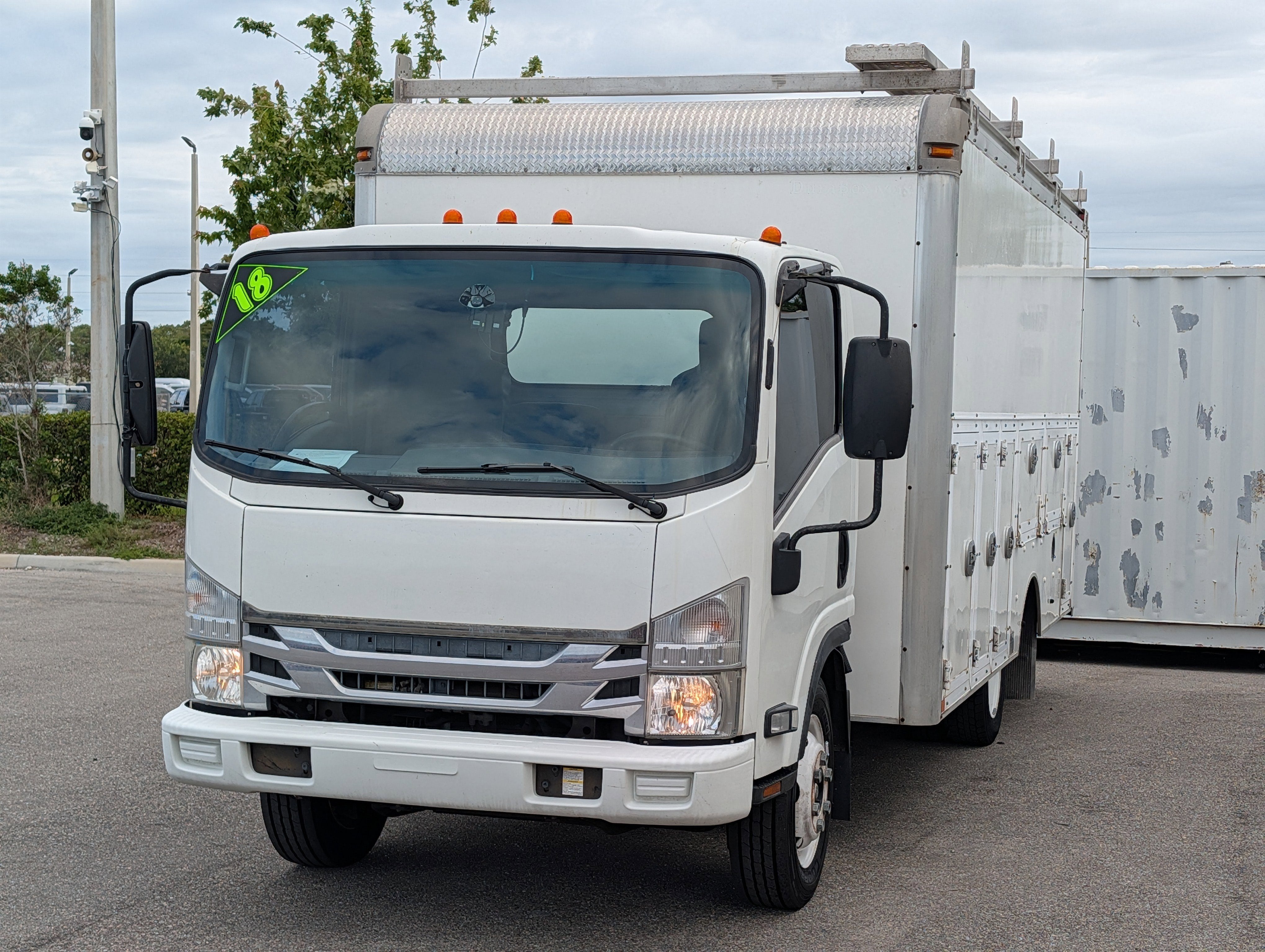 2018 Isuzu NPR Base