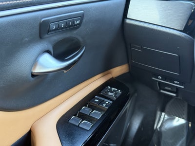 2022 Lexus ES 350 Base