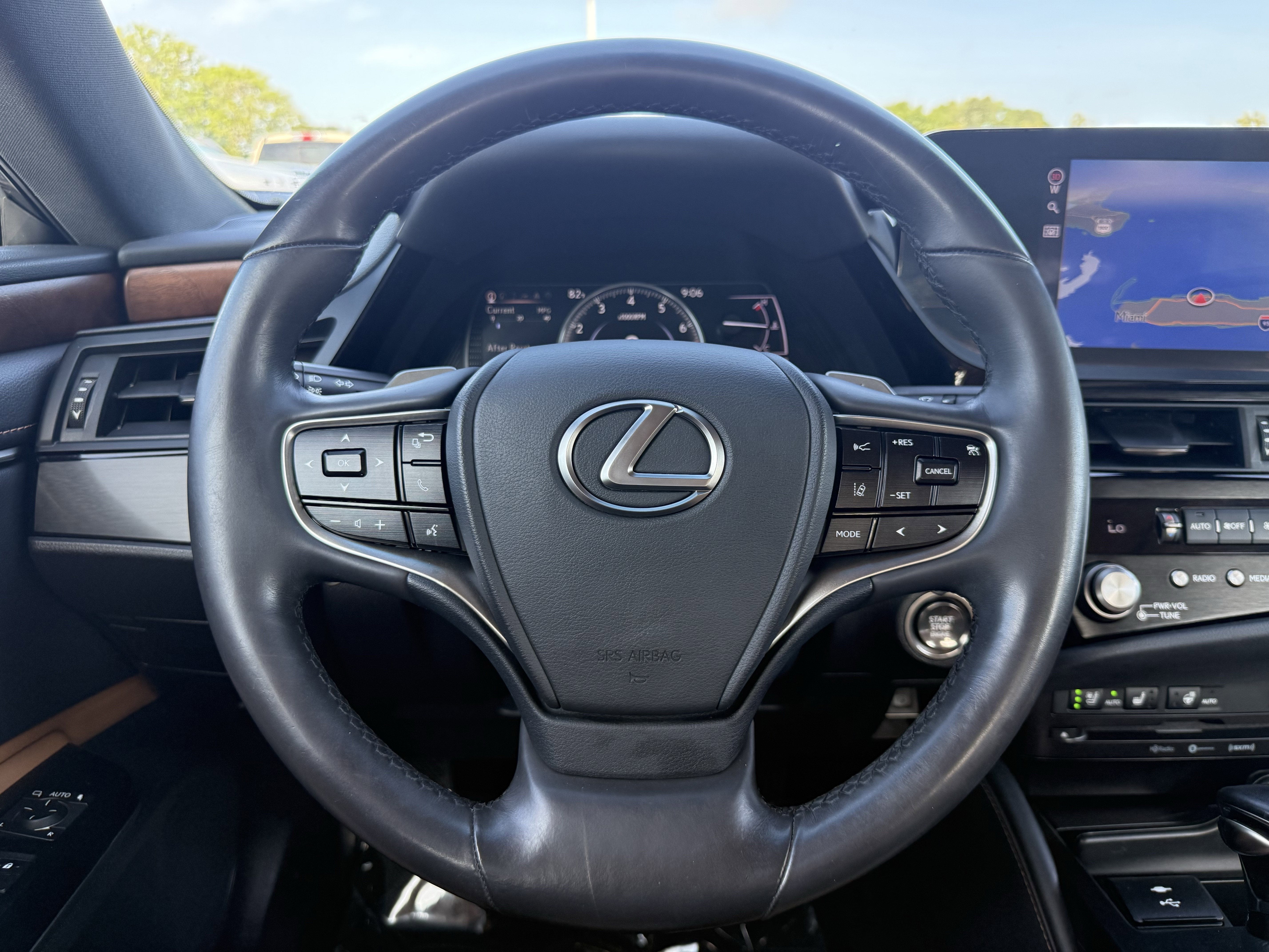 2022 Lexus ES 350 Base