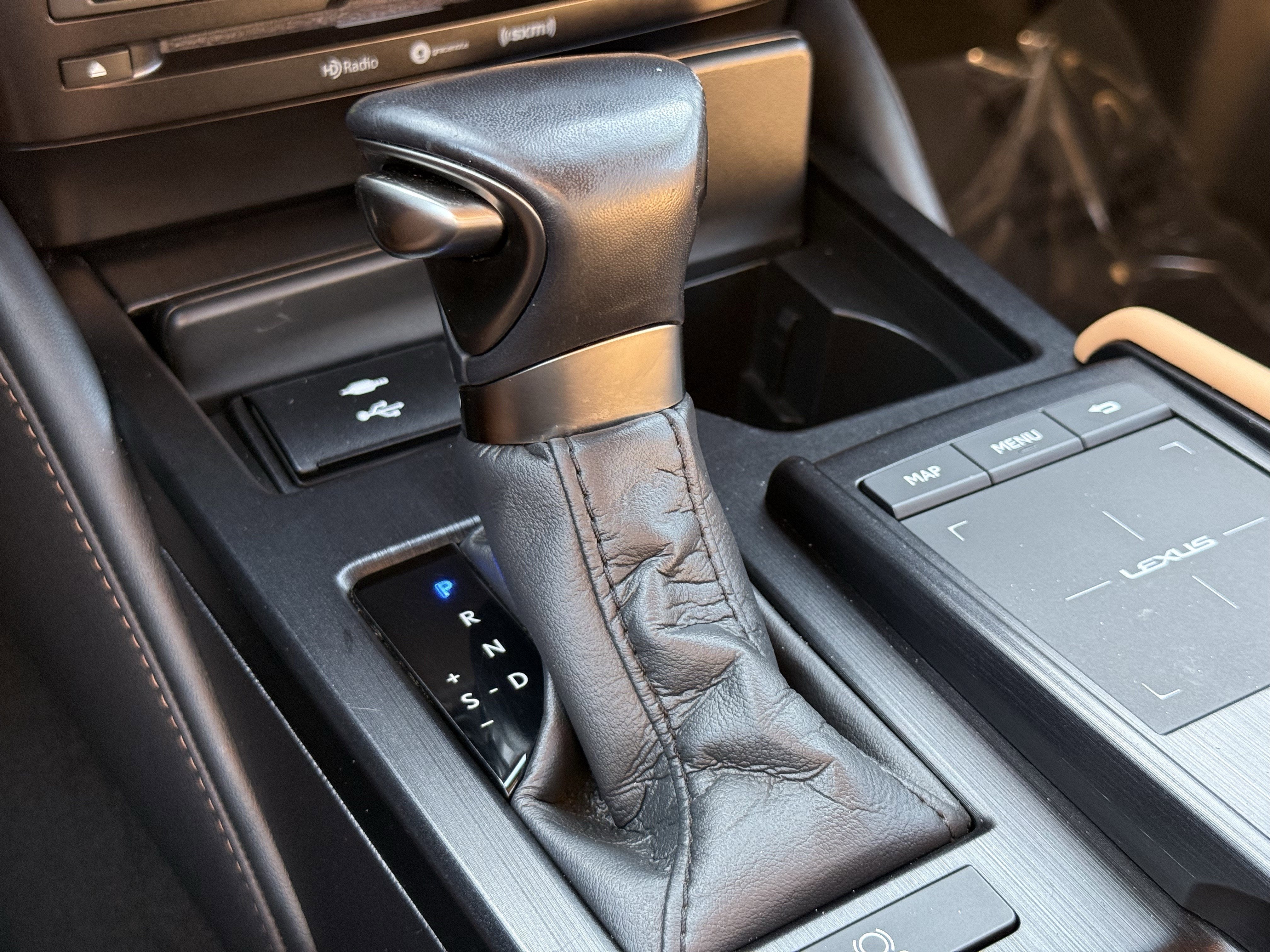 2022 Lexus ES 350 Base