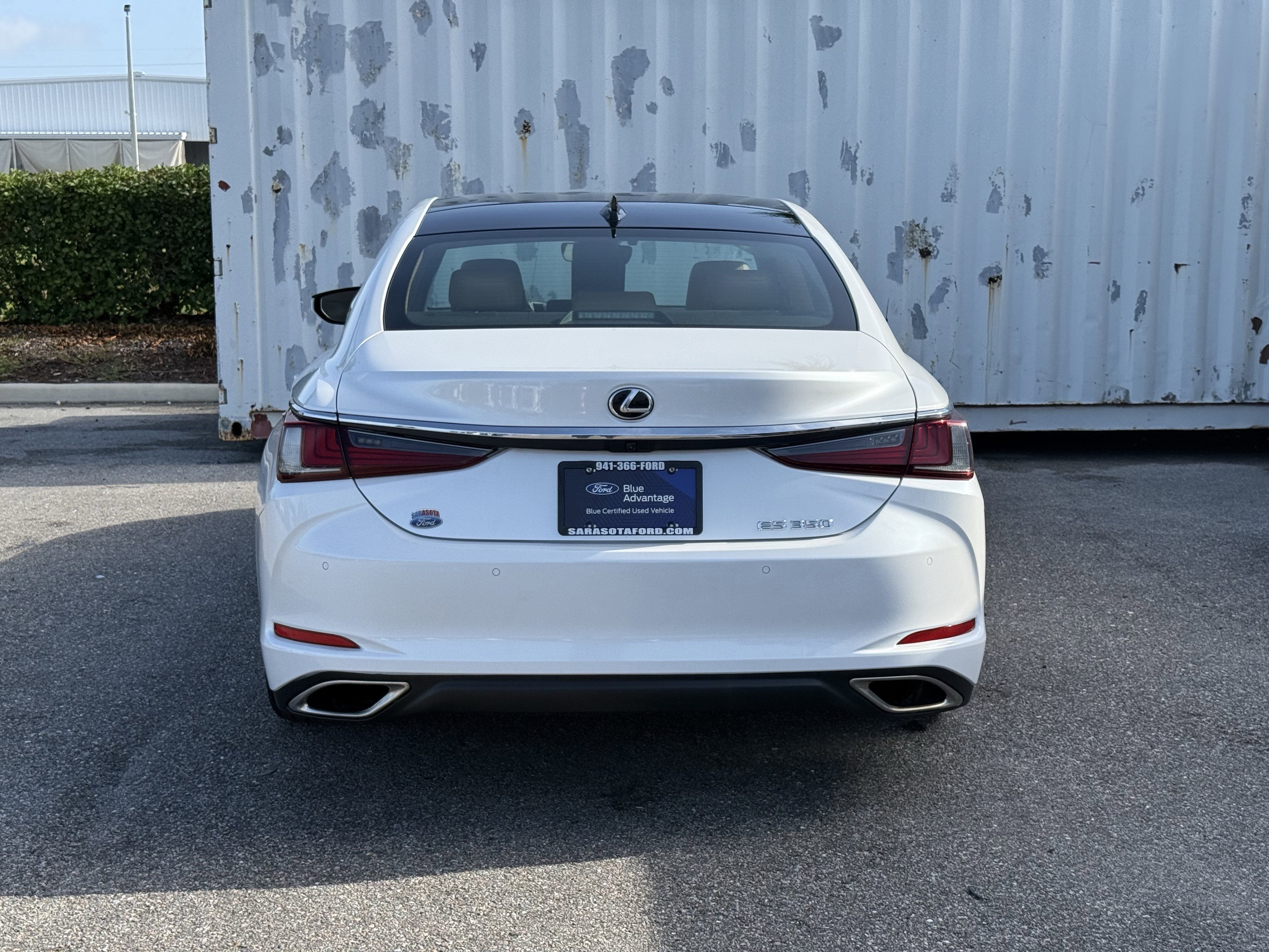 2022 Lexus ES 350 Base