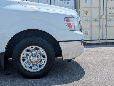 2013 Nissan NV Passenger NV3500 HD SV
