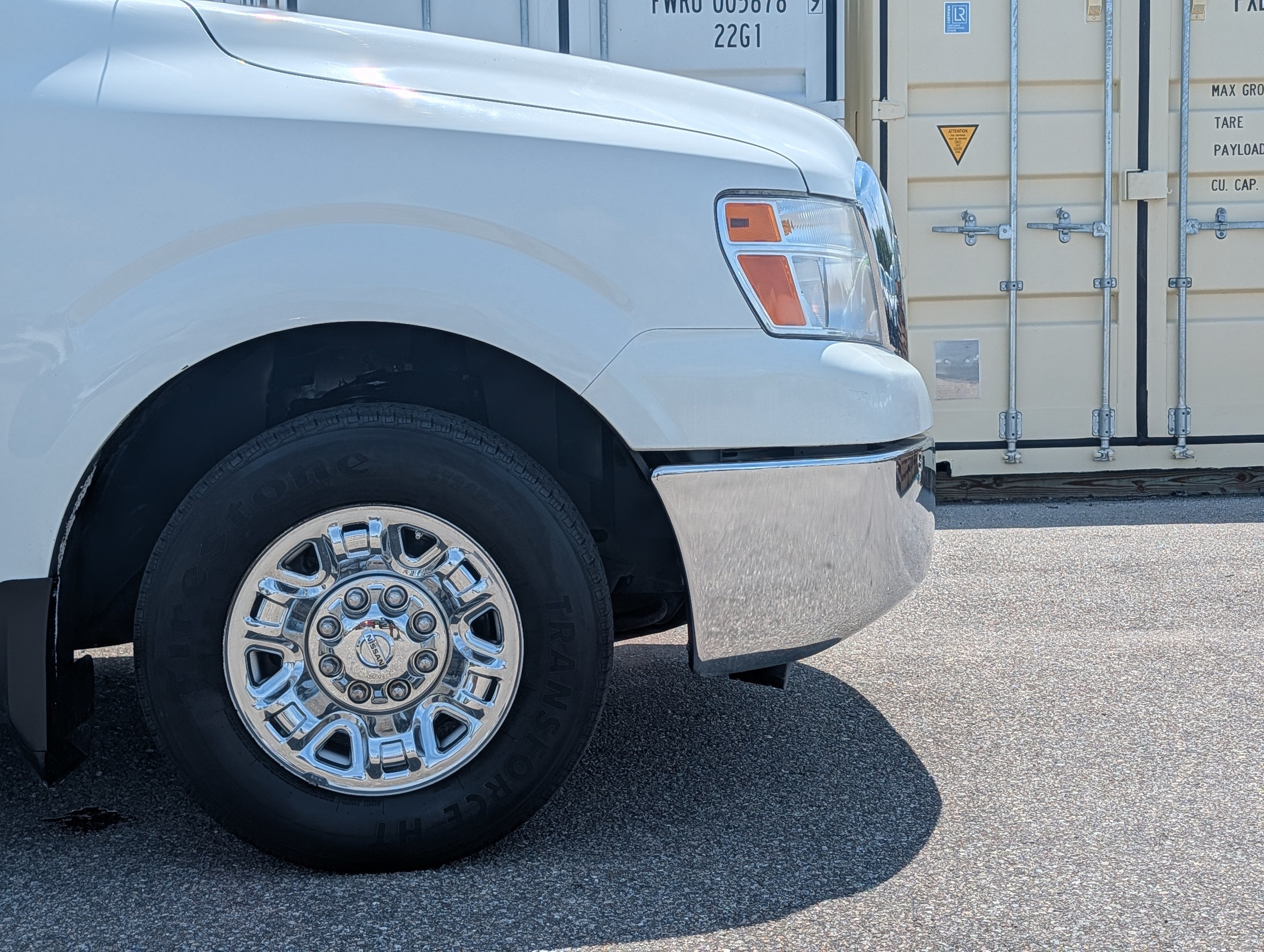 2013 Nissan NV Passenger NV3500 HD SV