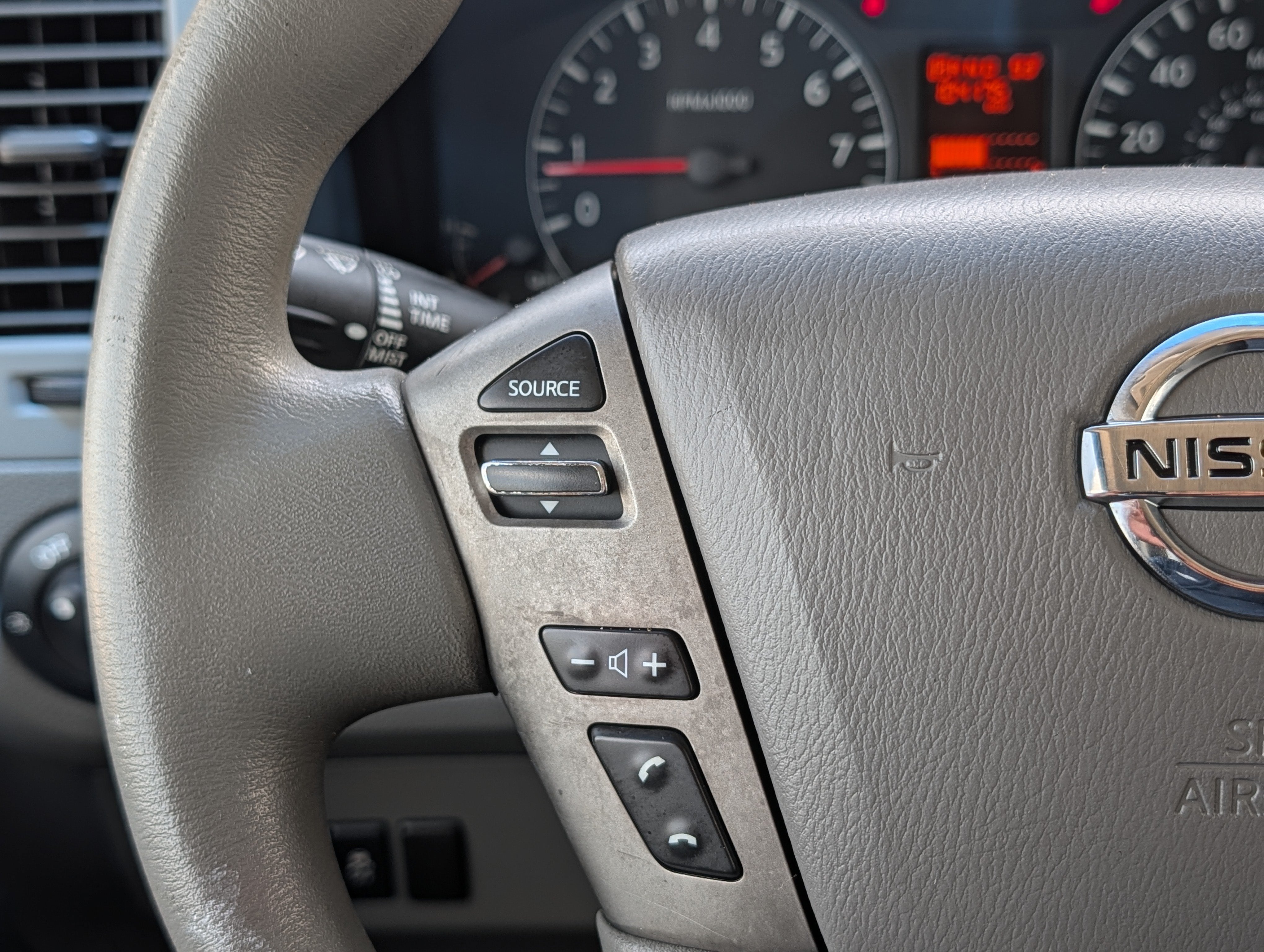2013 Nissan NV Passenger NV3500 HD SV
