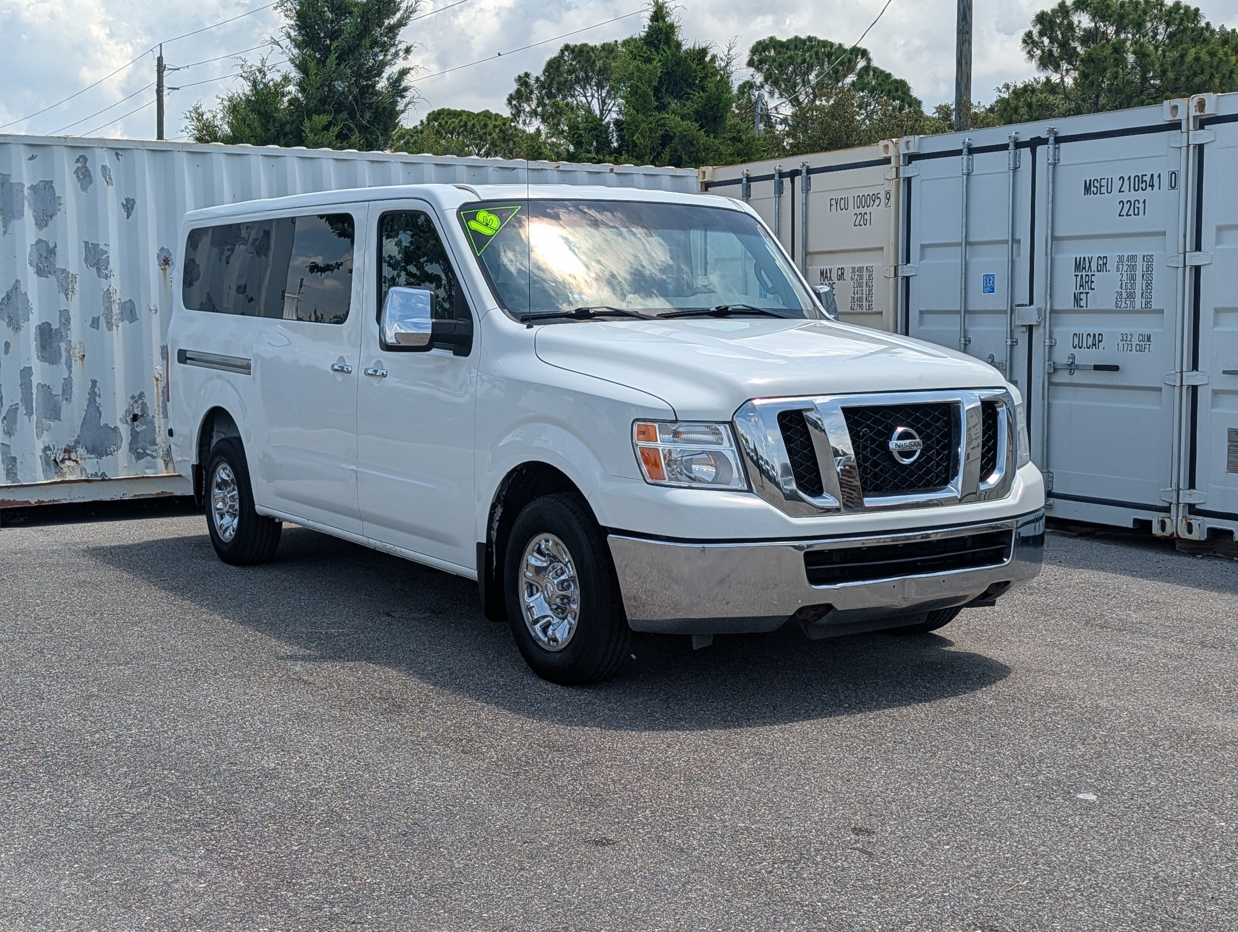 2013 Nissan NV Passenger NV3500 HD SV