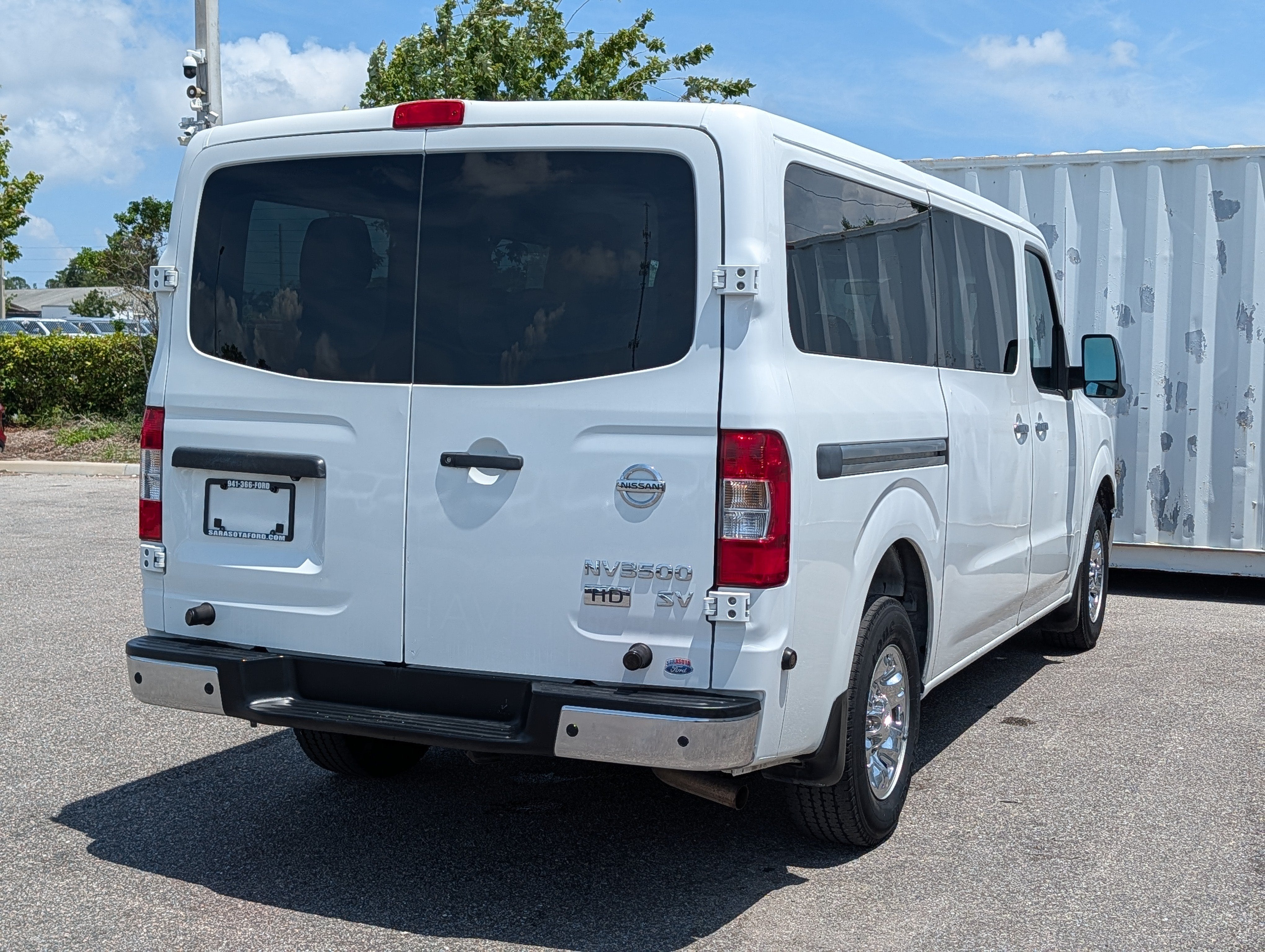 2013 Nissan NV Passenger NV3500 HD SV