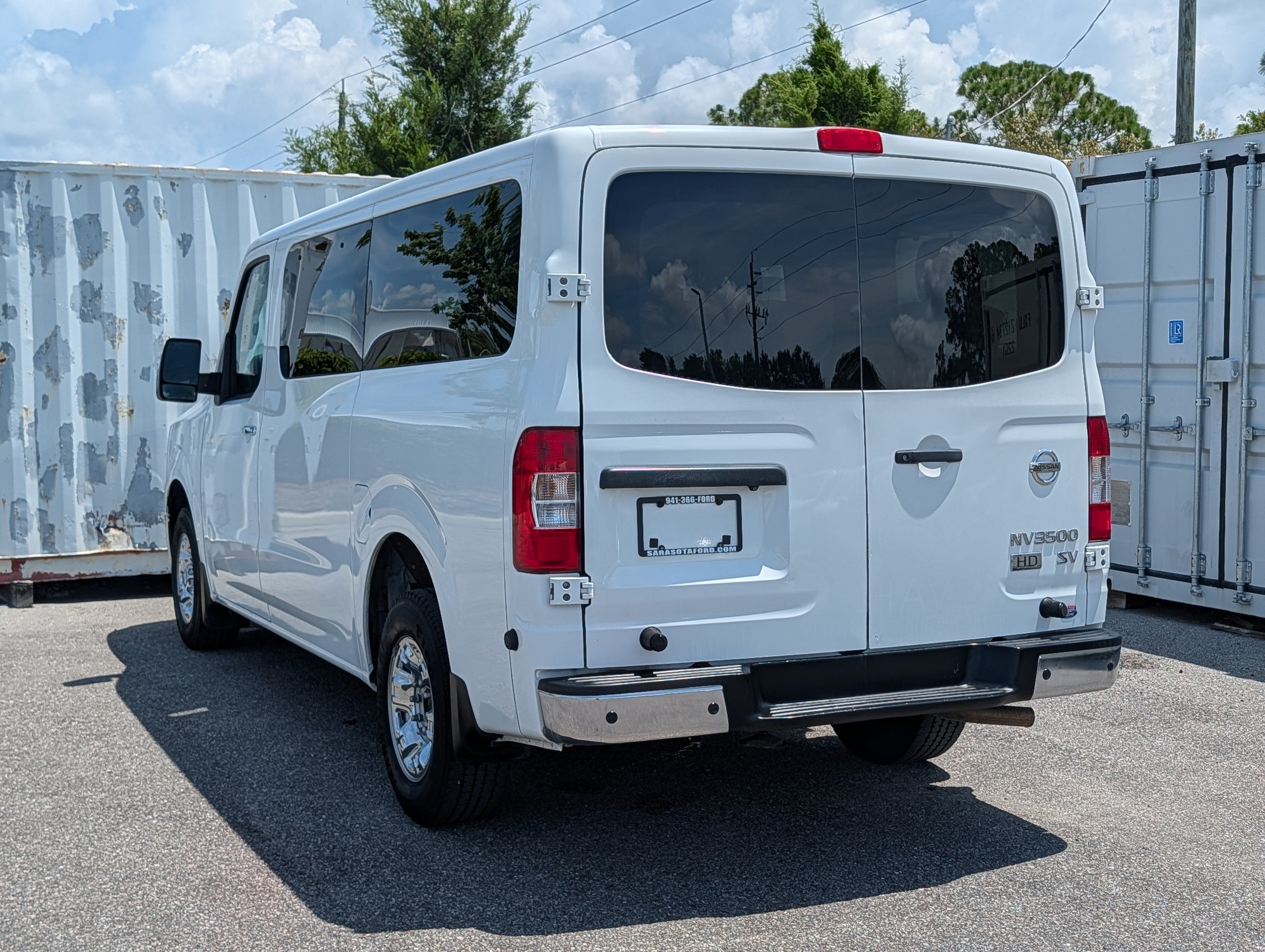 2013 Nissan NV Passenger NV3500 HD SV