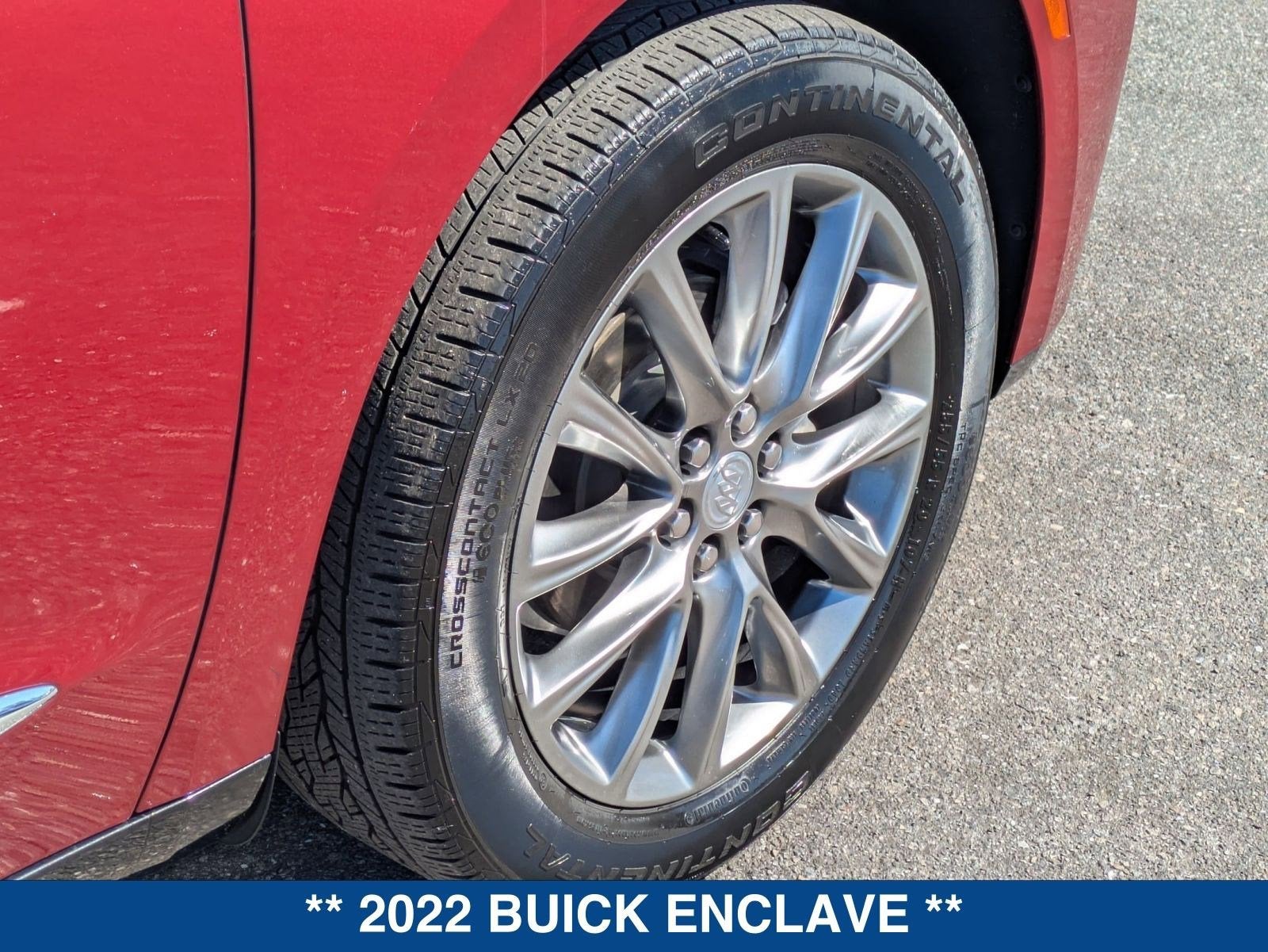2022 Buick Enclave Essence