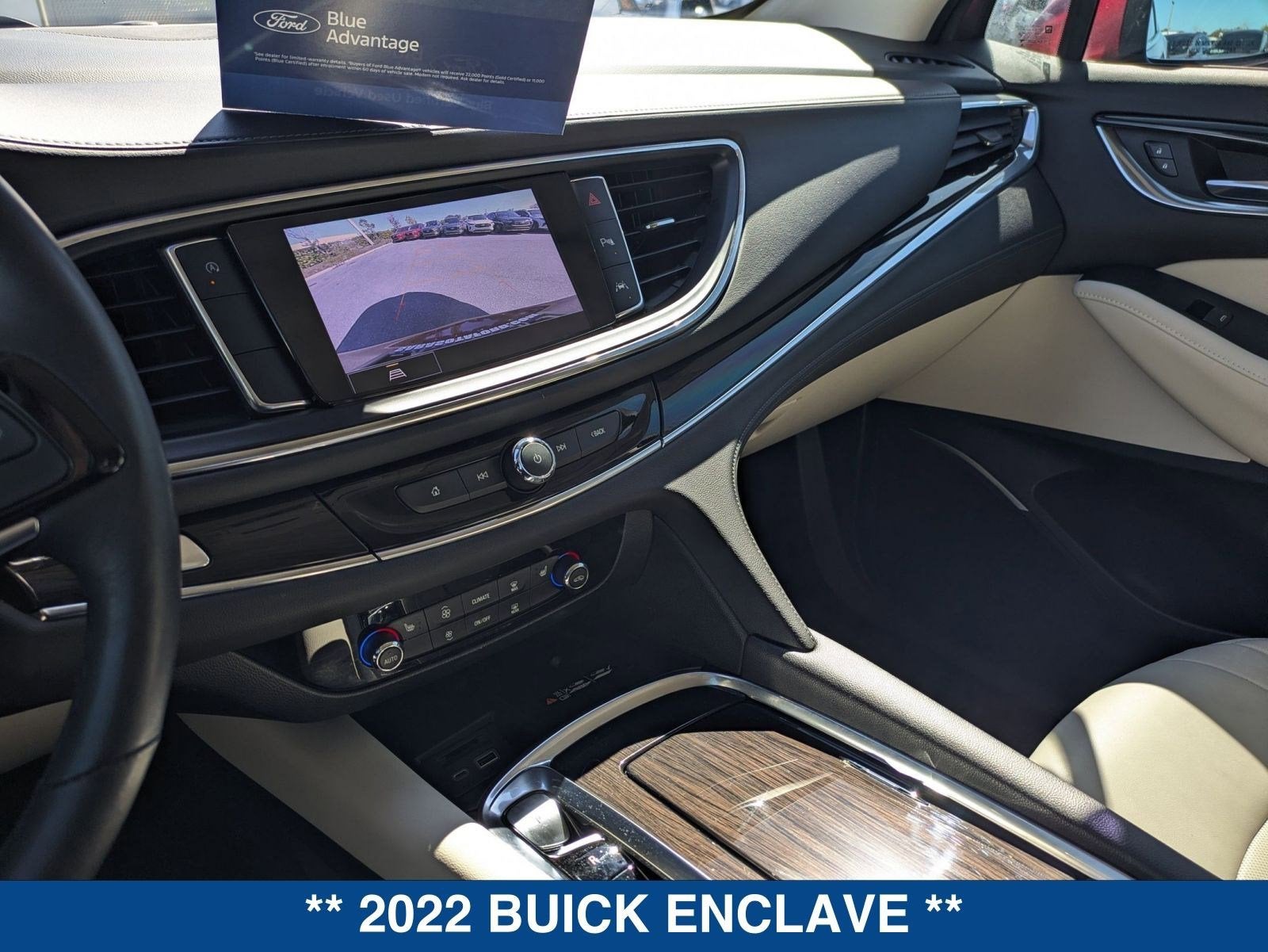 2022 Buick Enclave Essence