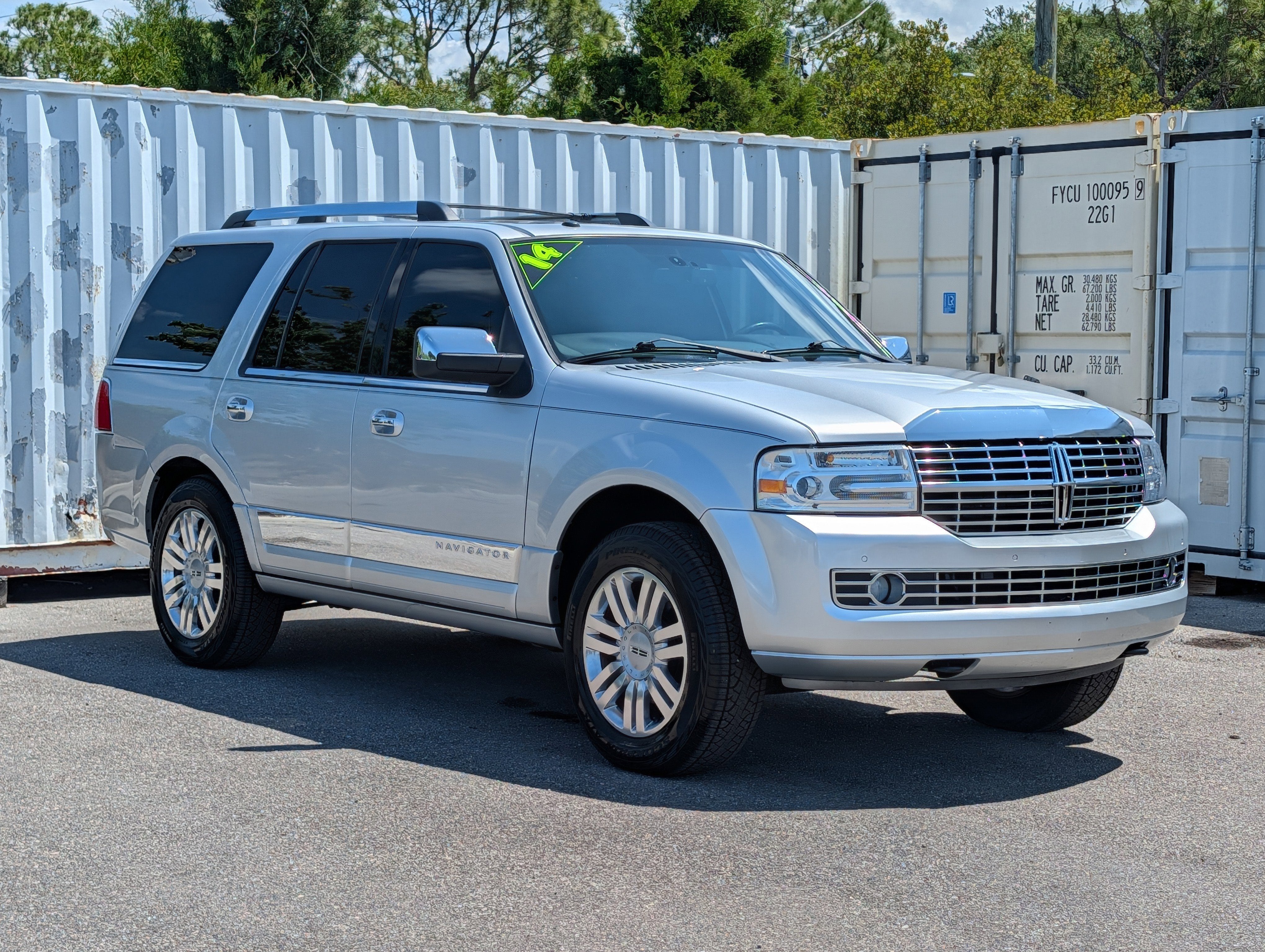 2014 Lincoln Navigator Base