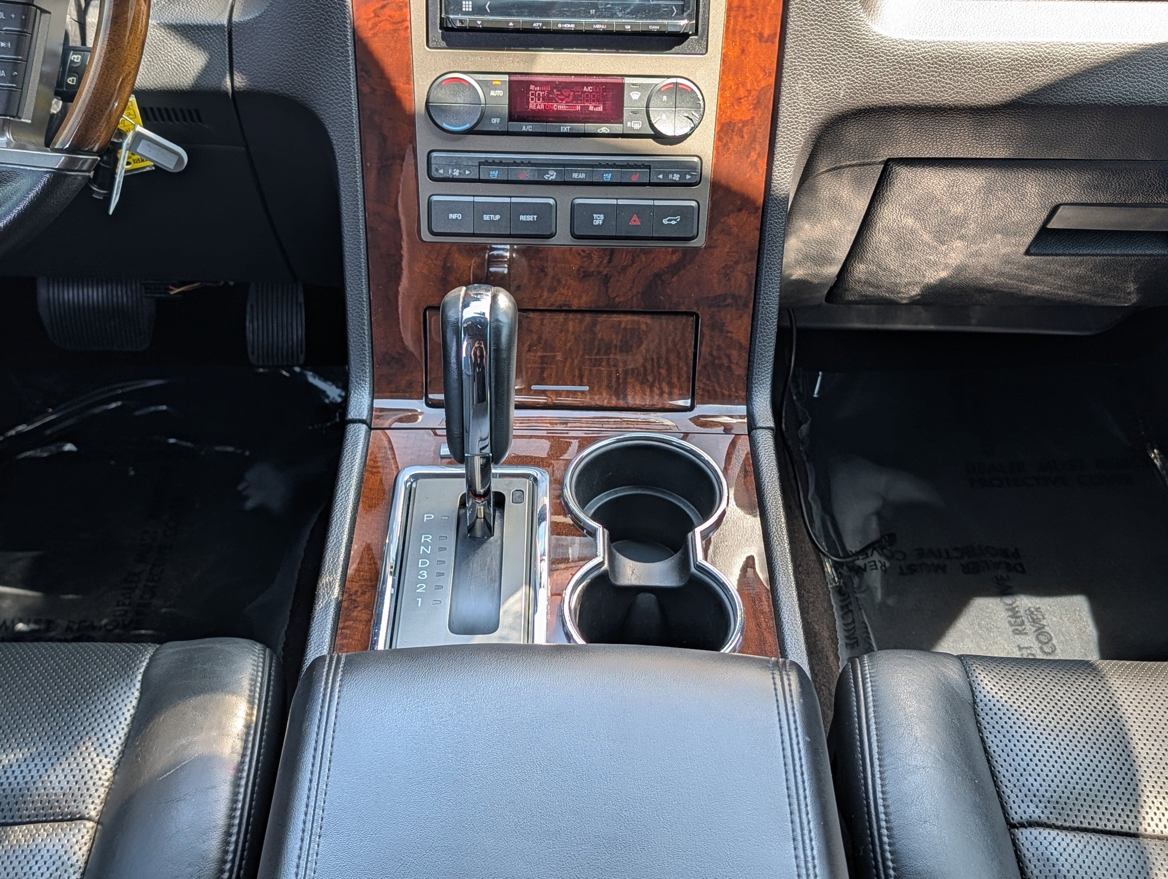 2014 Lincoln Navigator Base