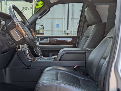 2014 Lincoln Navigator Base