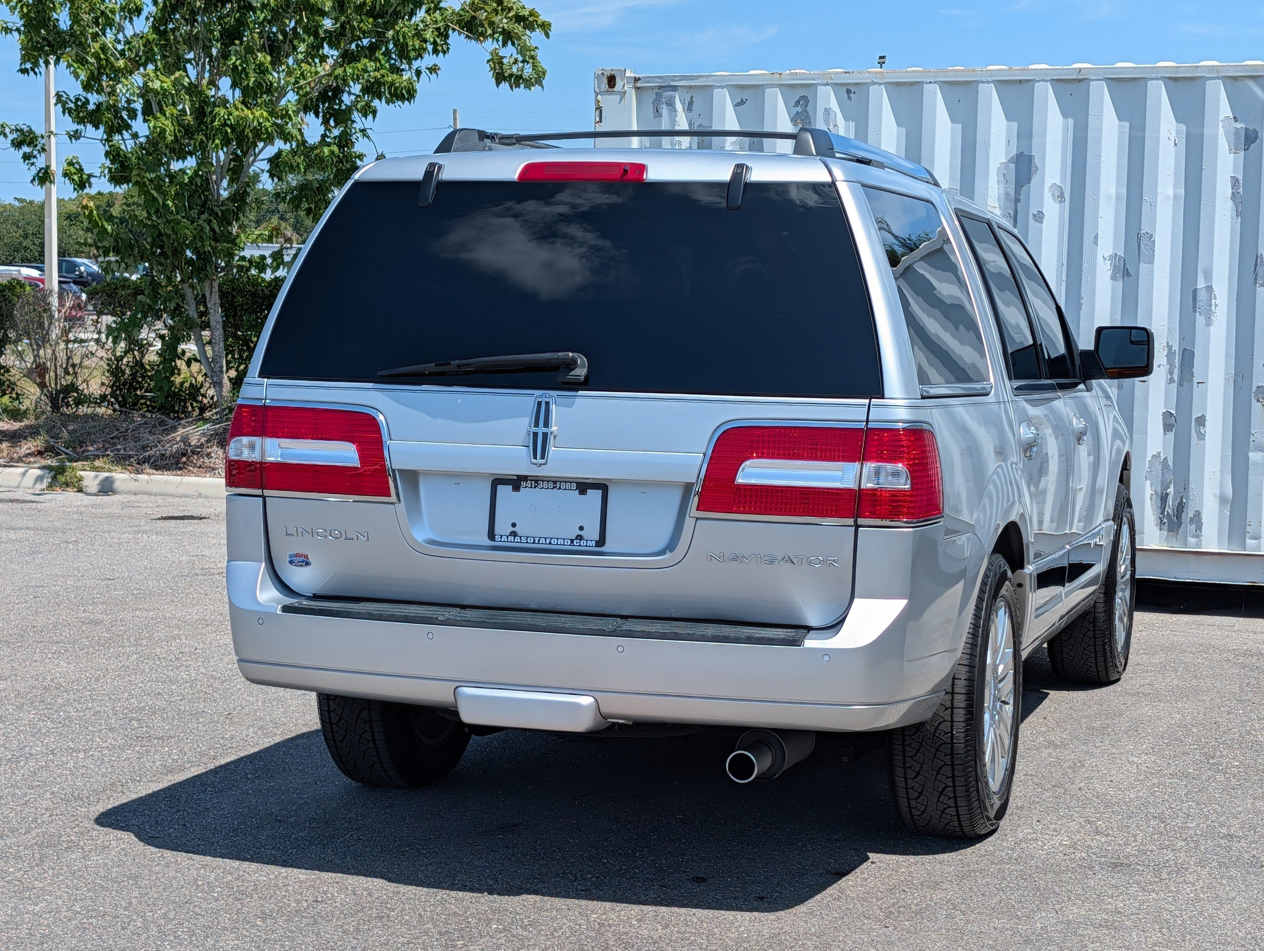 2014 Lincoln Navigator Base