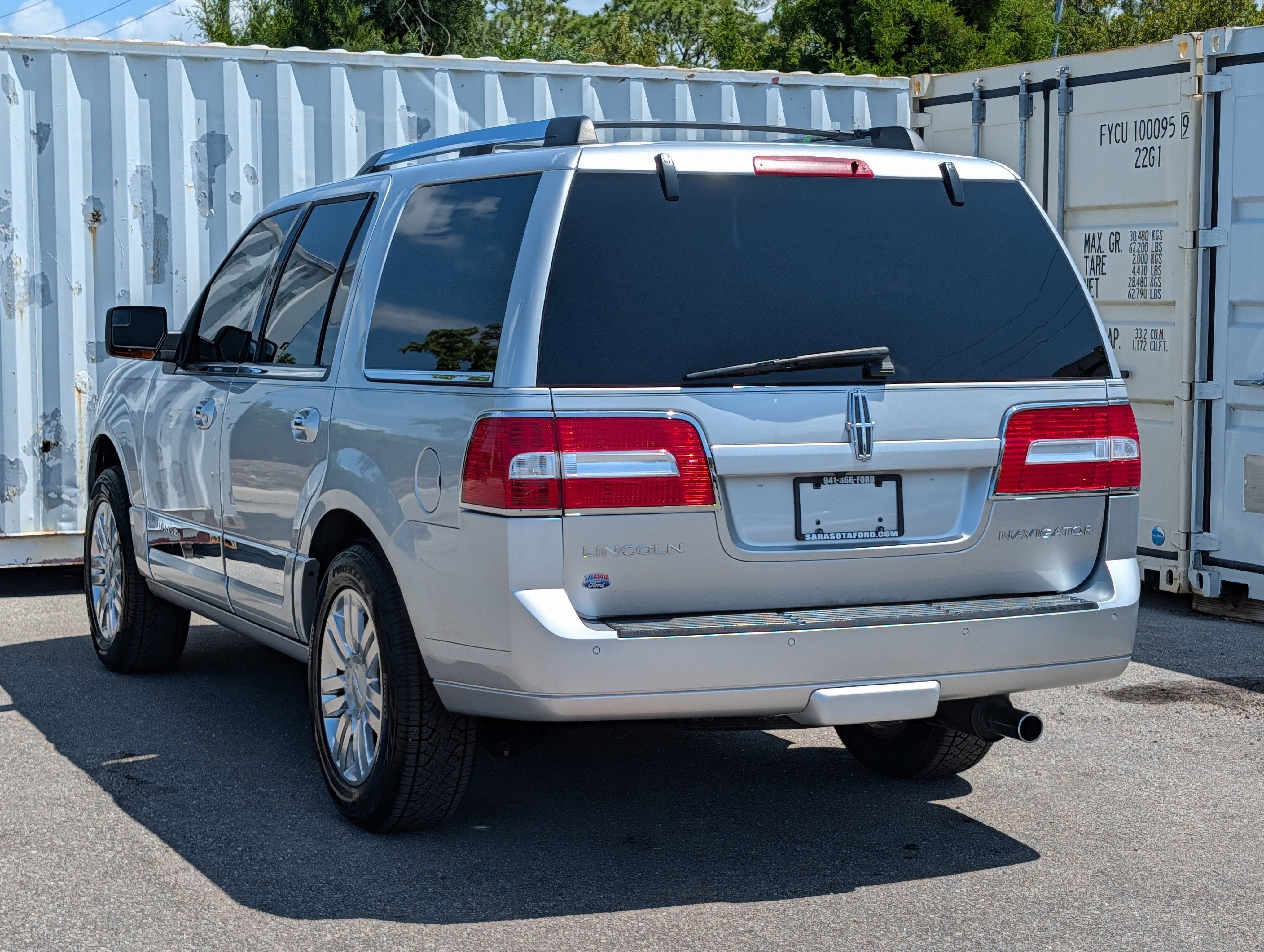 2014 Lincoln Navigator Base