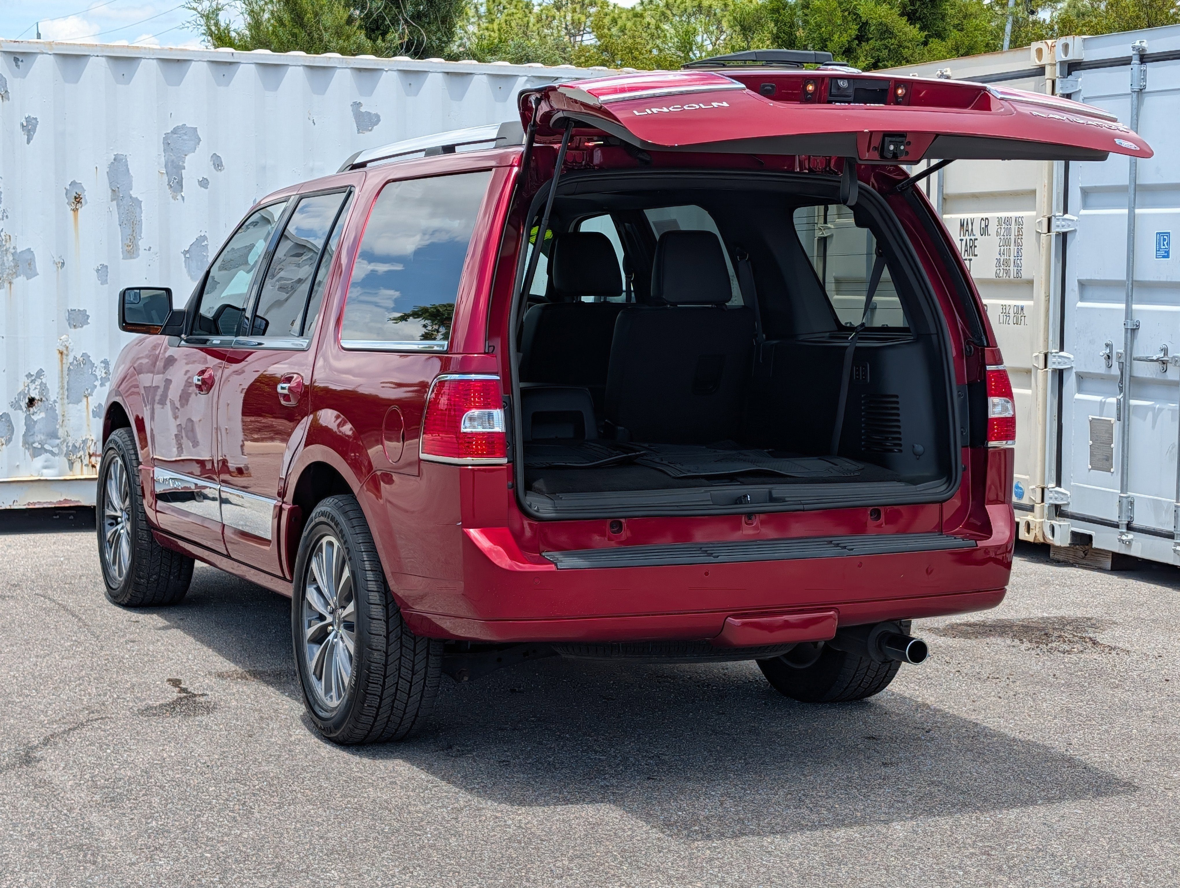 2014 Lincoln Navigator Base