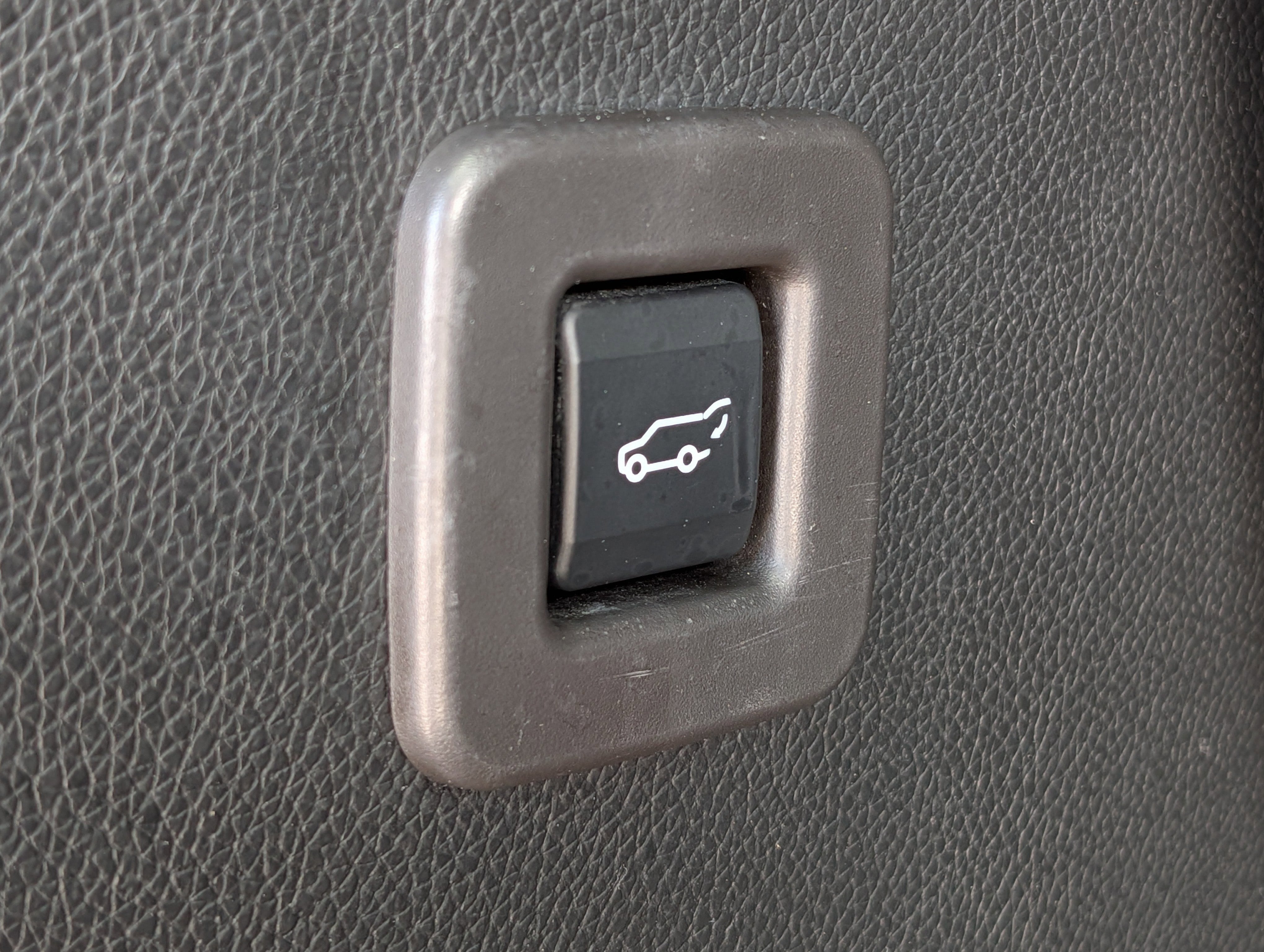 2014 Lincoln Navigator Base