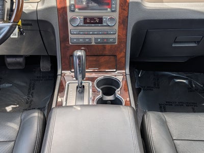 2014 Lincoln Navigator Base