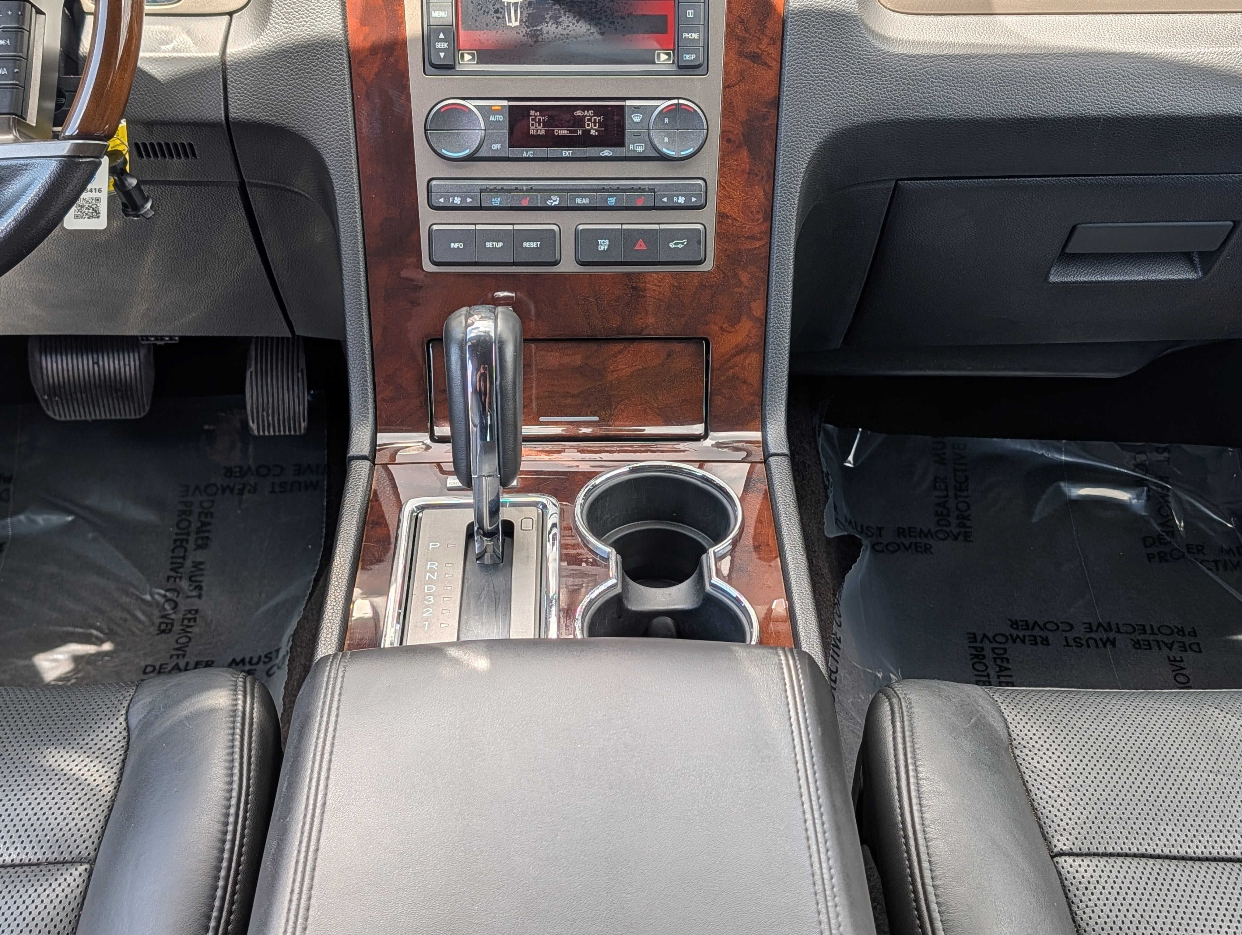 2014 Lincoln Navigator Base