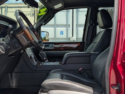 2014 Lincoln Navigator Base
