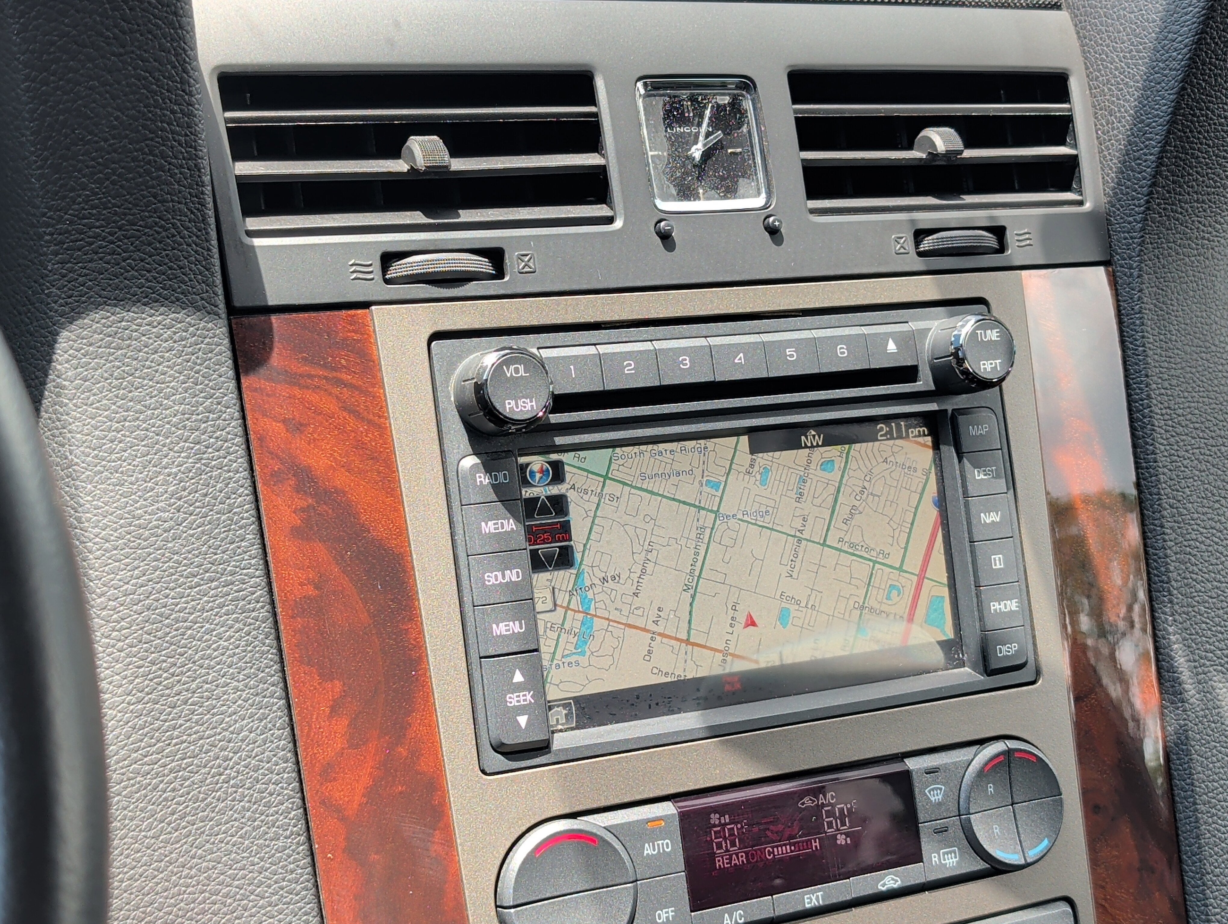 2014 Lincoln Navigator Base