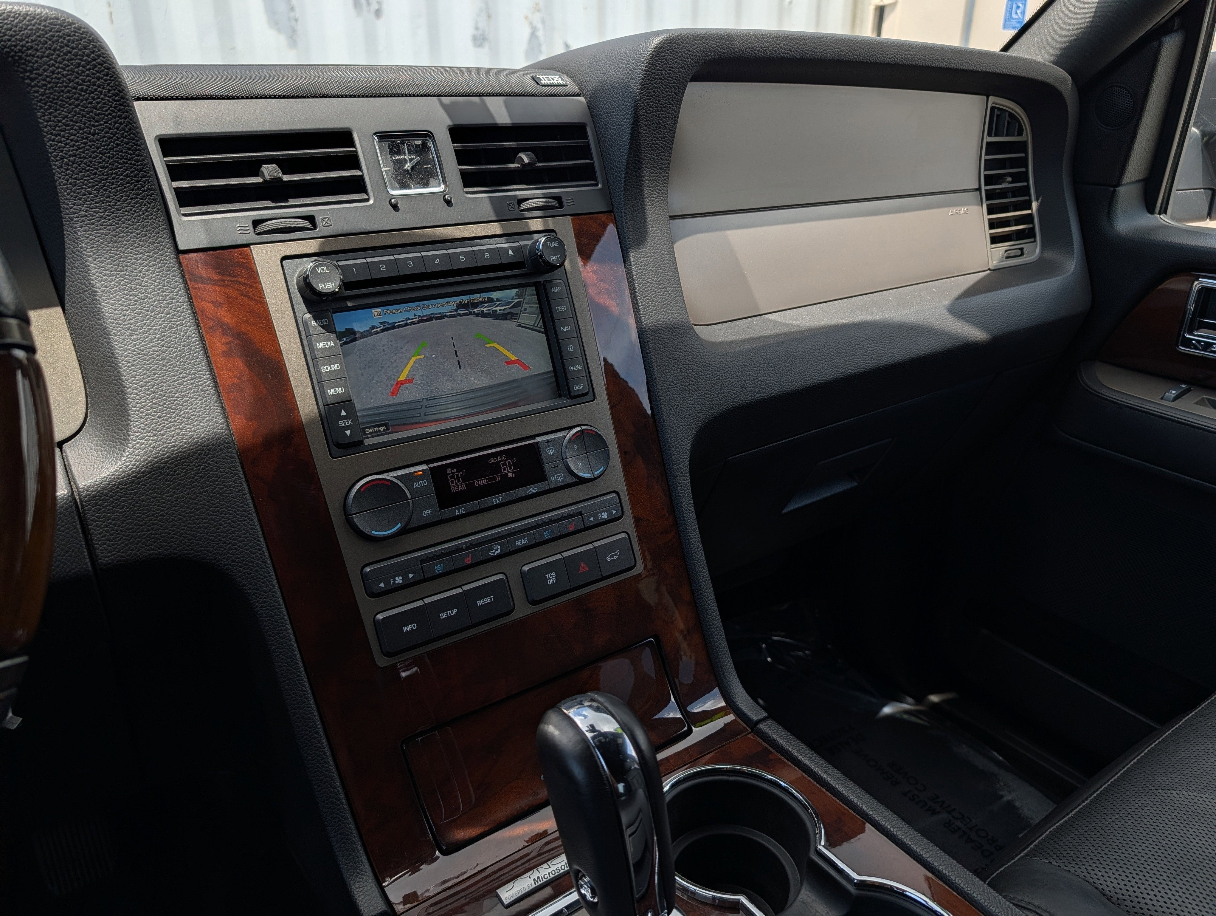 2014 Lincoln Navigator Base