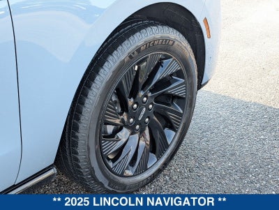 2025 Lincoln Navigator Reserve