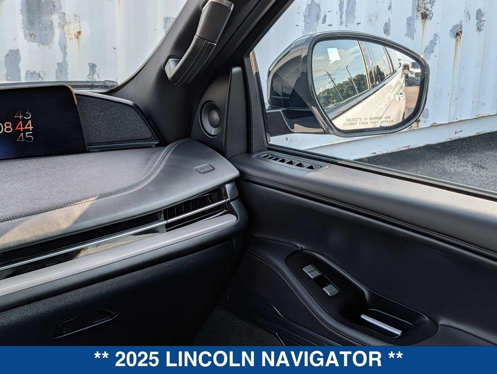 2025 Lincoln Navigator Reserve