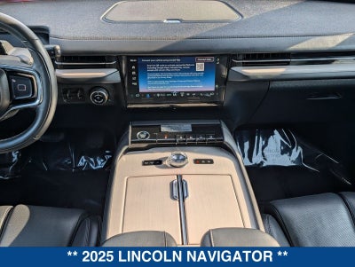 2025 Lincoln Navigator Reserve