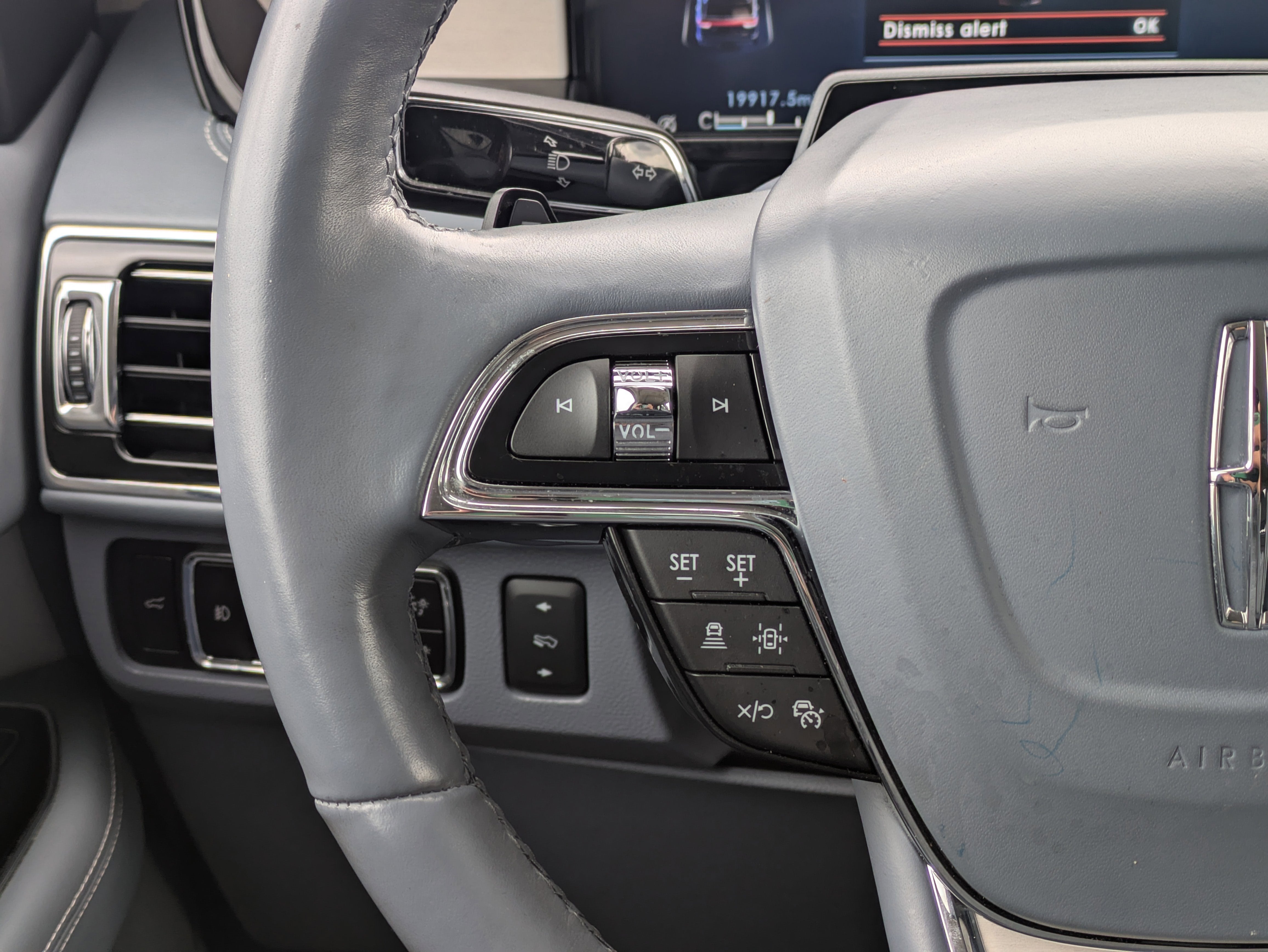 2023 Lincoln Navigator L Black Label