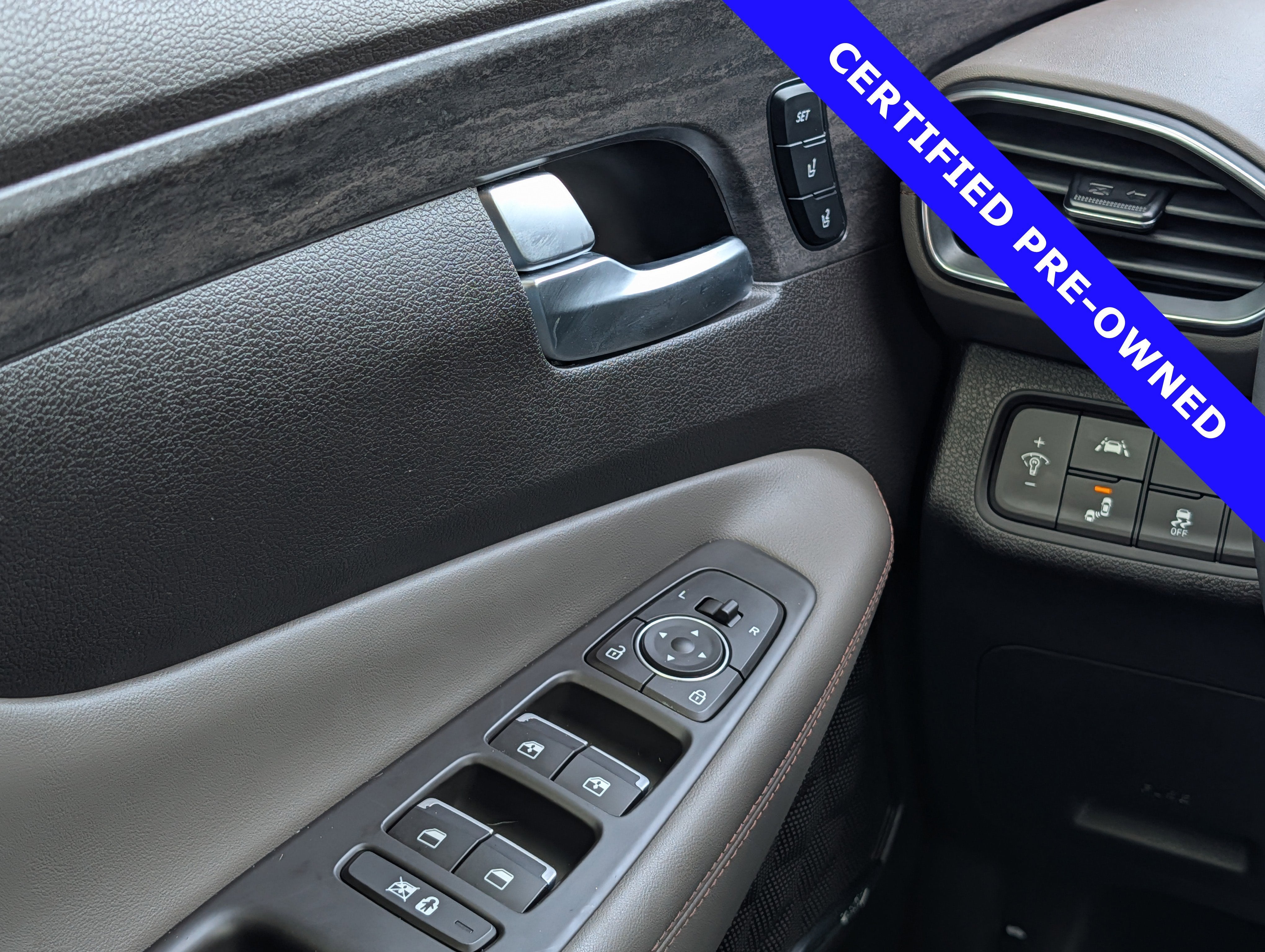 2020 Hyundai Santa Fe 2.0T Limited
