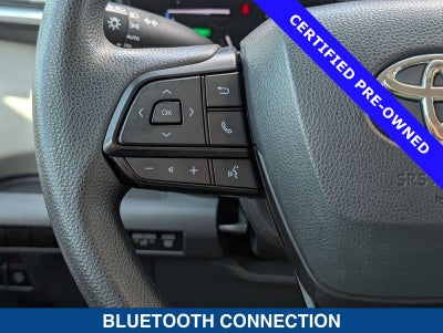 2022 Toyota Sienna LE 8 Passenger