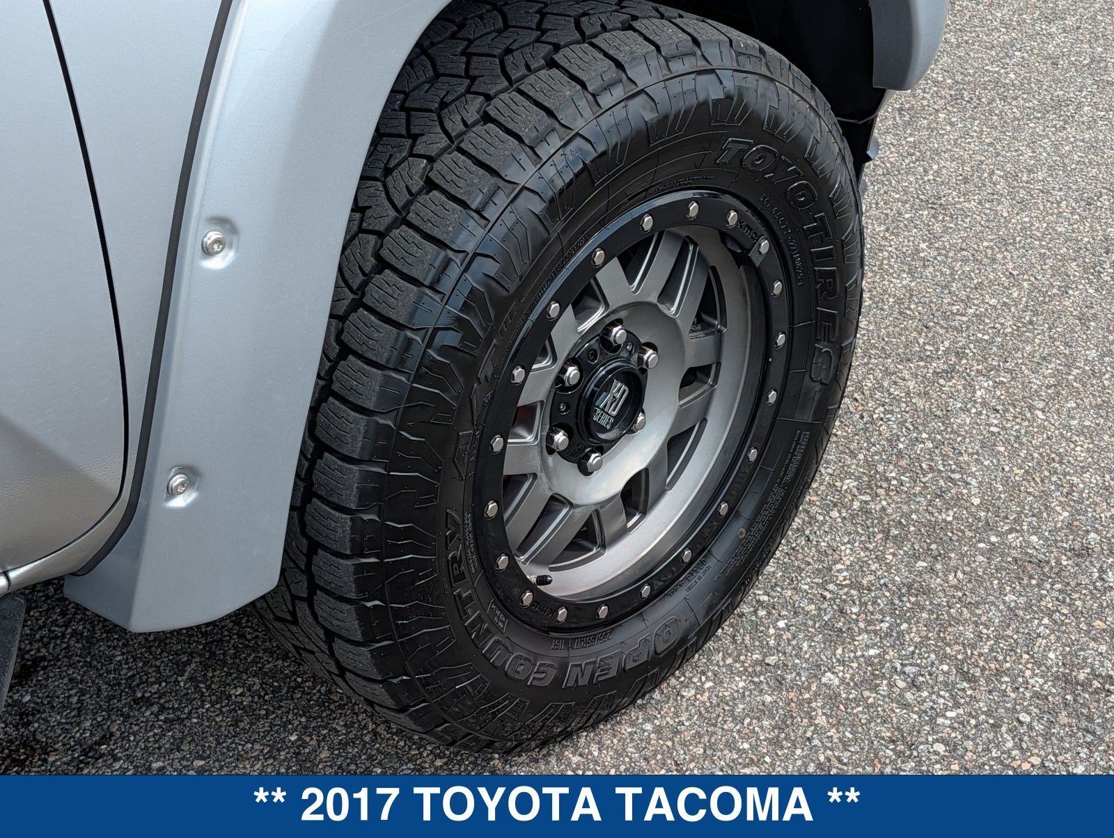 2017 Toyota Tacoma SR5