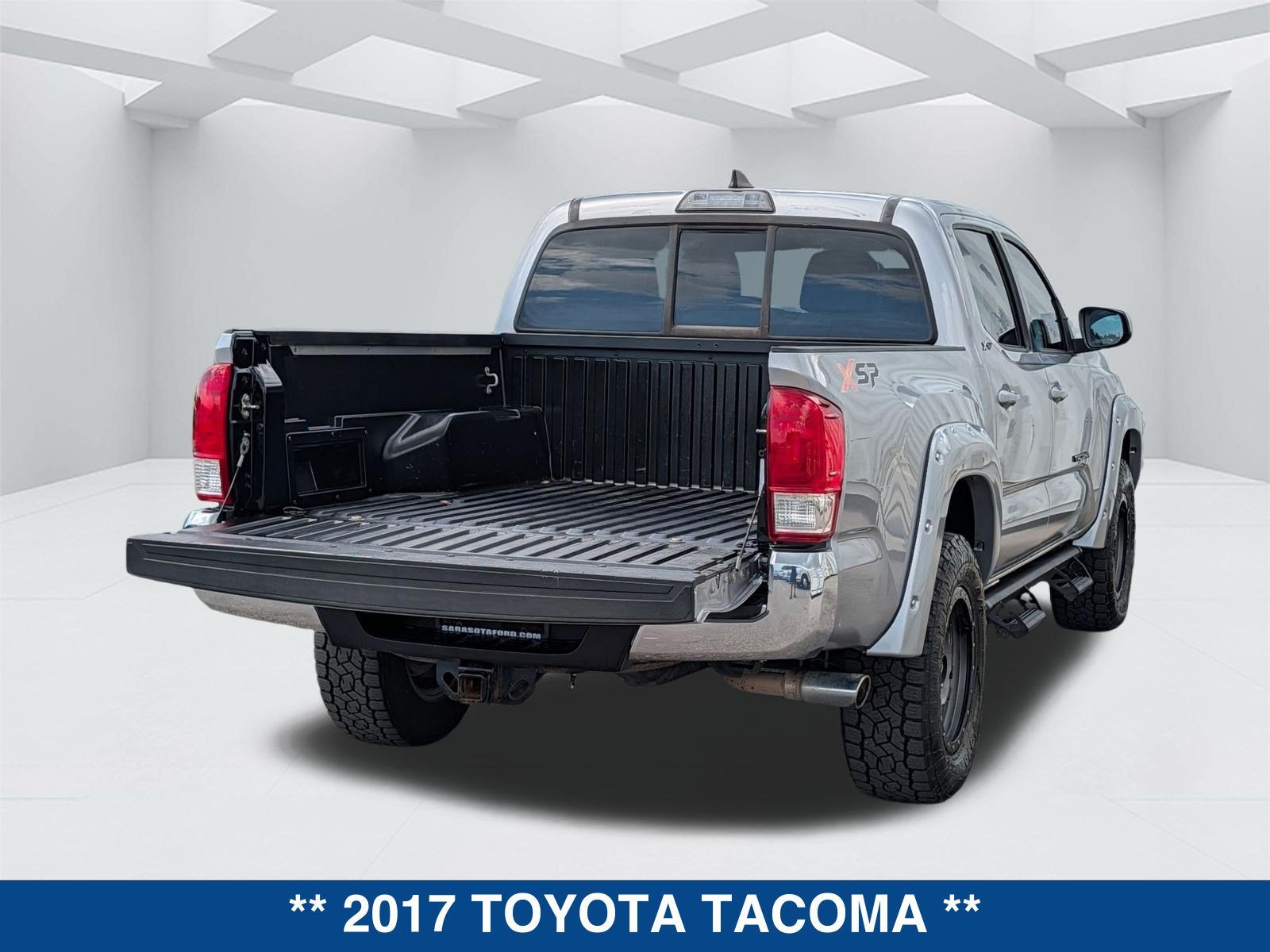 2017 Toyota Tacoma SR5