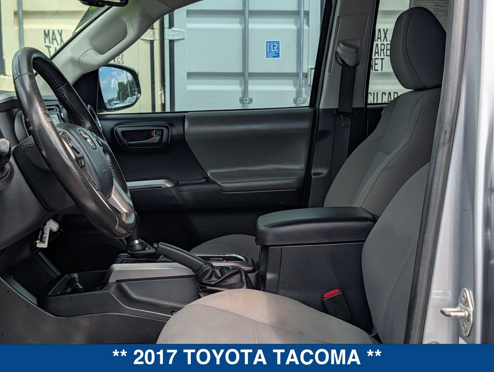2017 Toyota Tacoma SR5