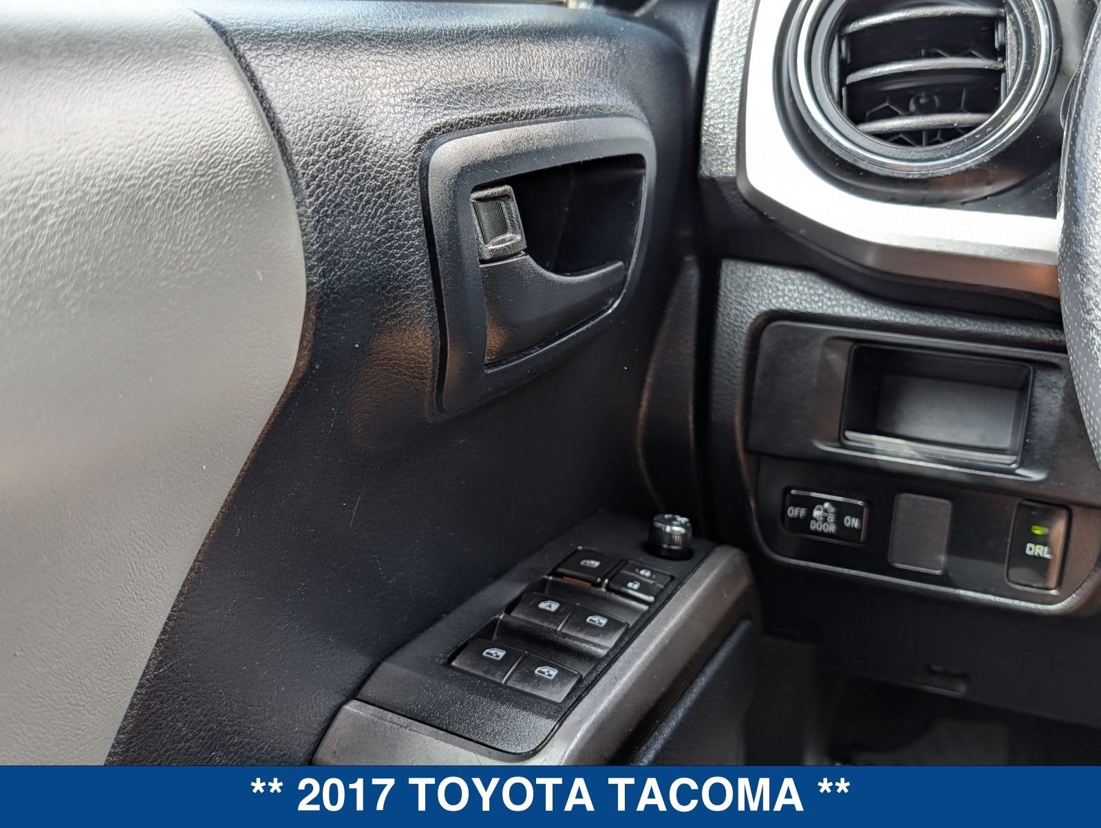 2017 Toyota Tacoma SR5