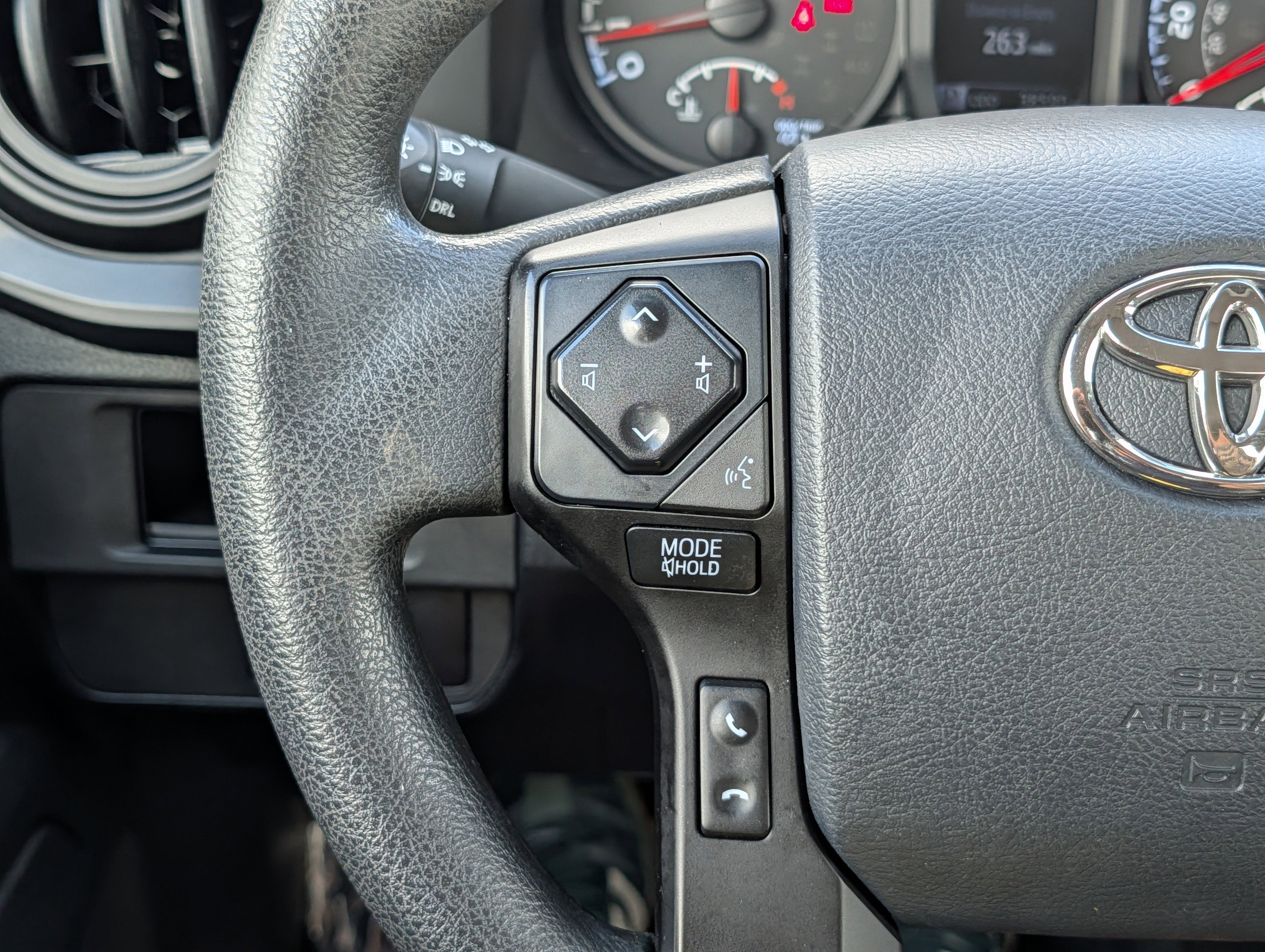 2018 Toyota Tacoma SR