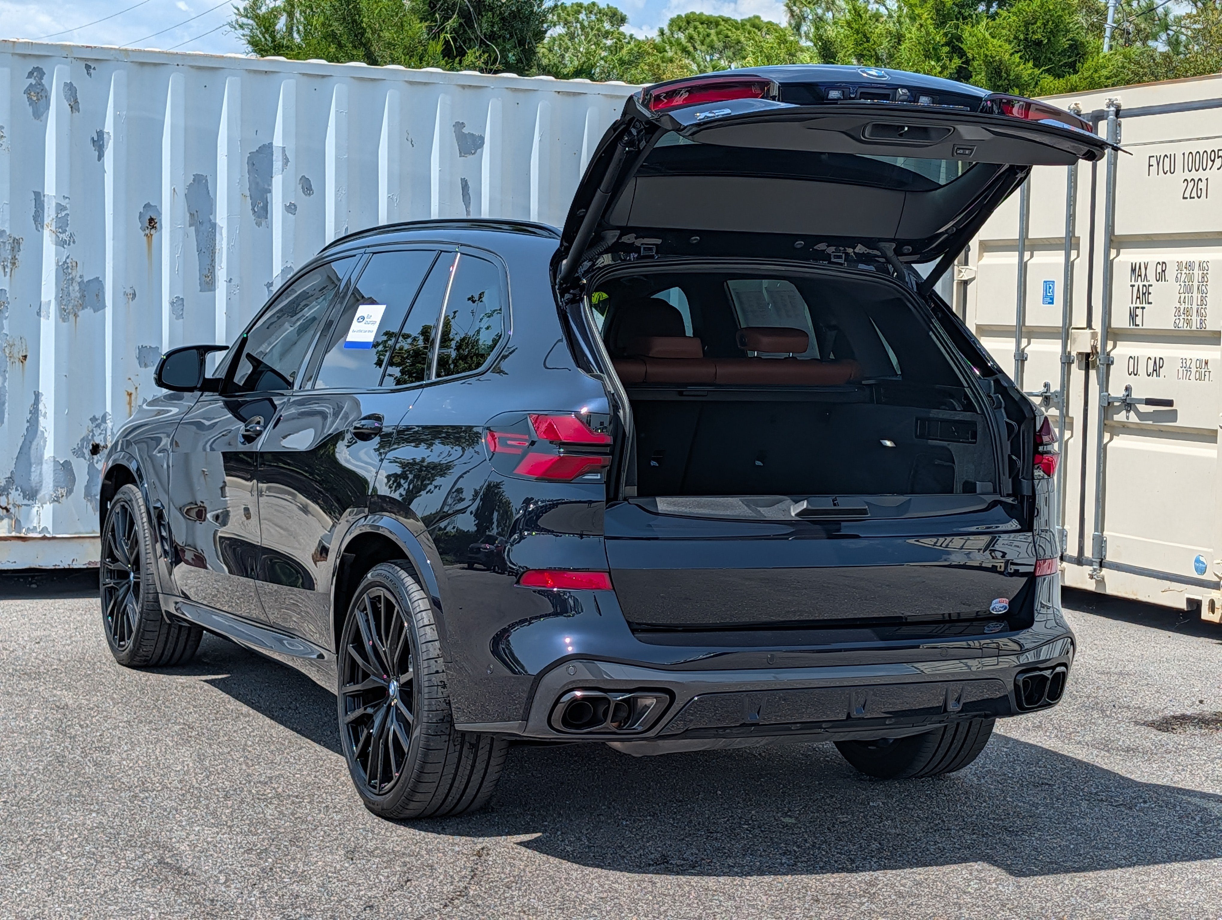 2025 BMW X5 M60i