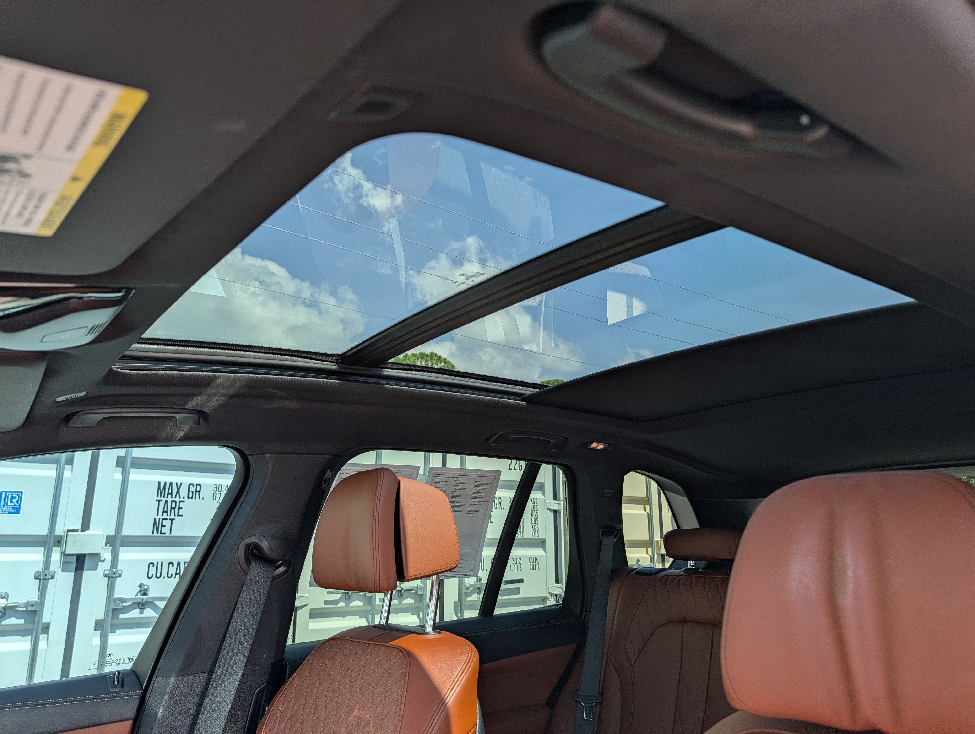 2025 BMW X5 M60i