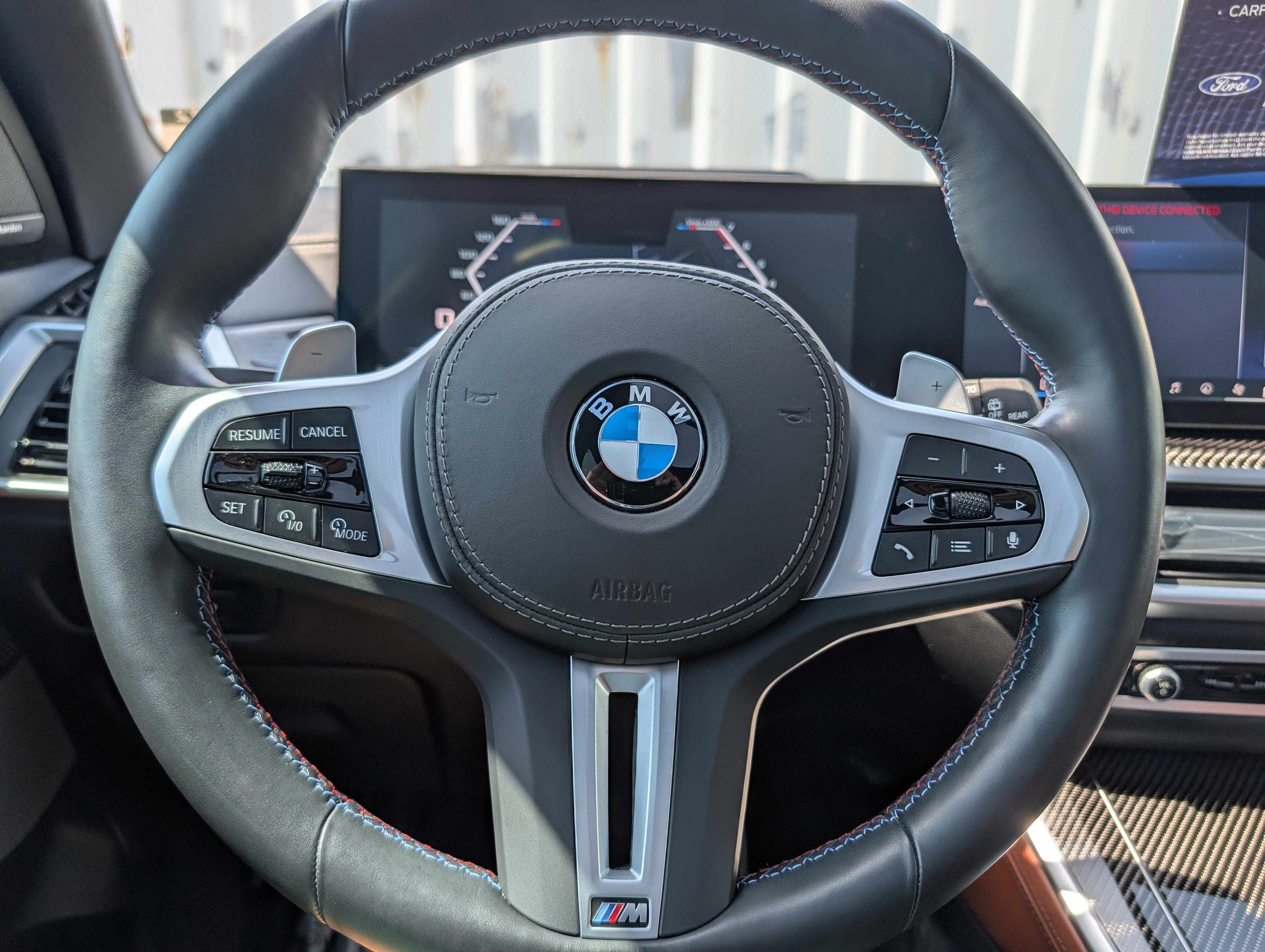 2025 BMW X5 M60i